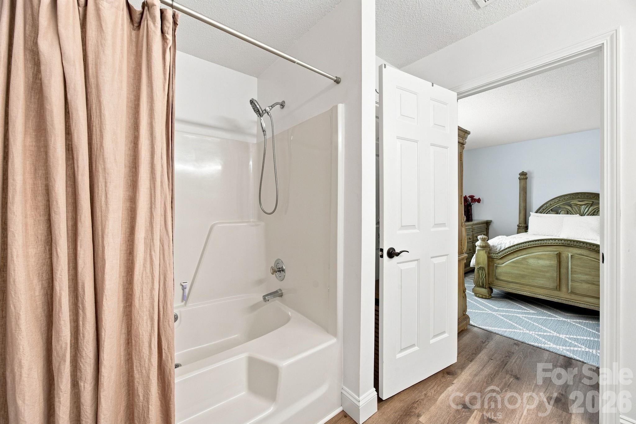 7017 Culloden More Court Property Photo 16