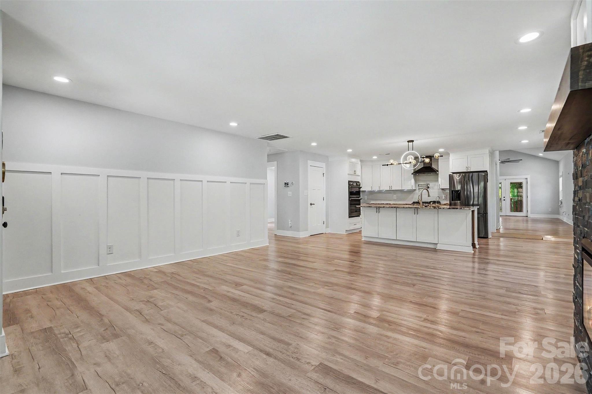 1524 Newcastle Street Property Photo 11