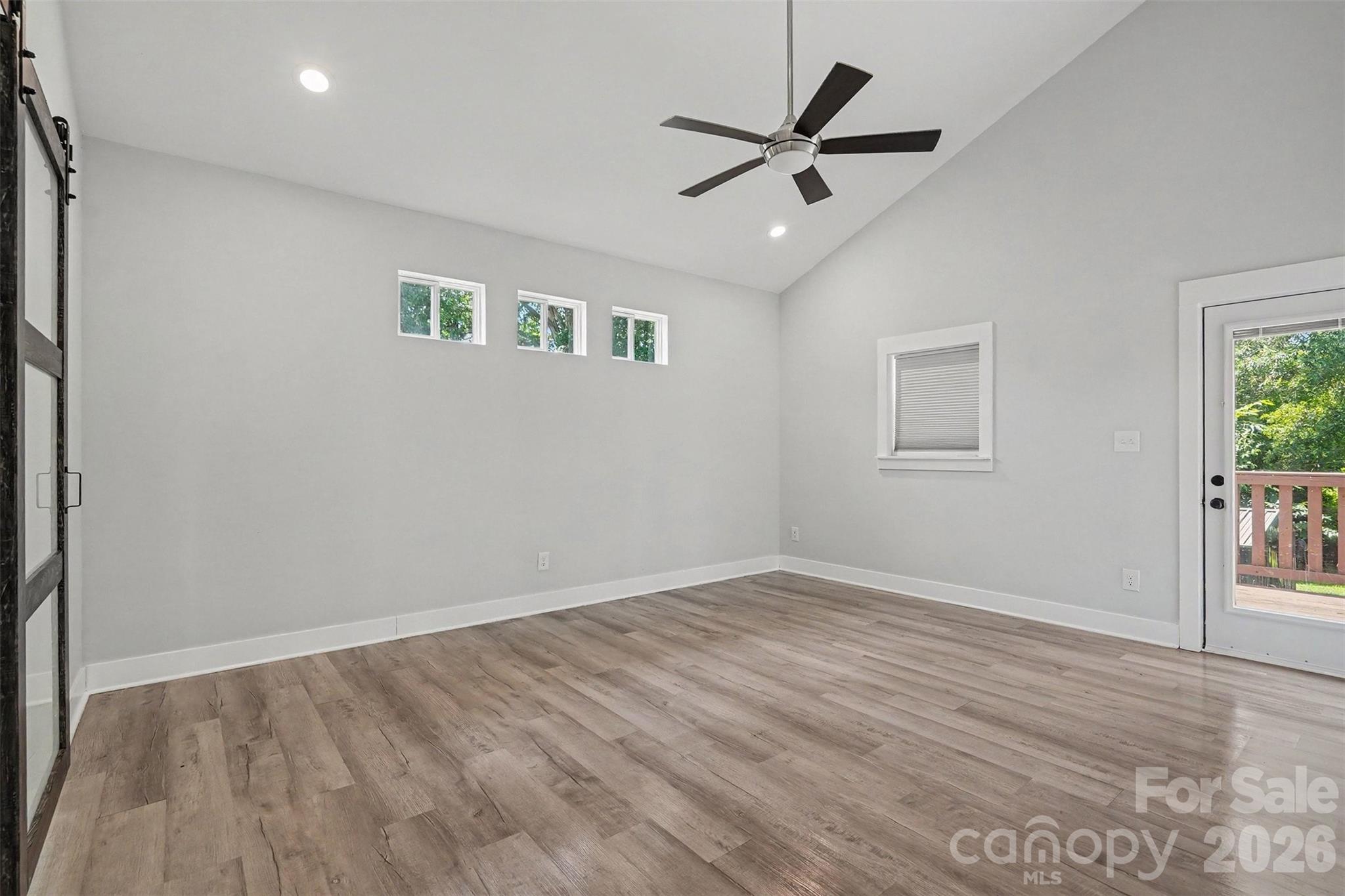 1524 Newcastle Street Property Photo 27