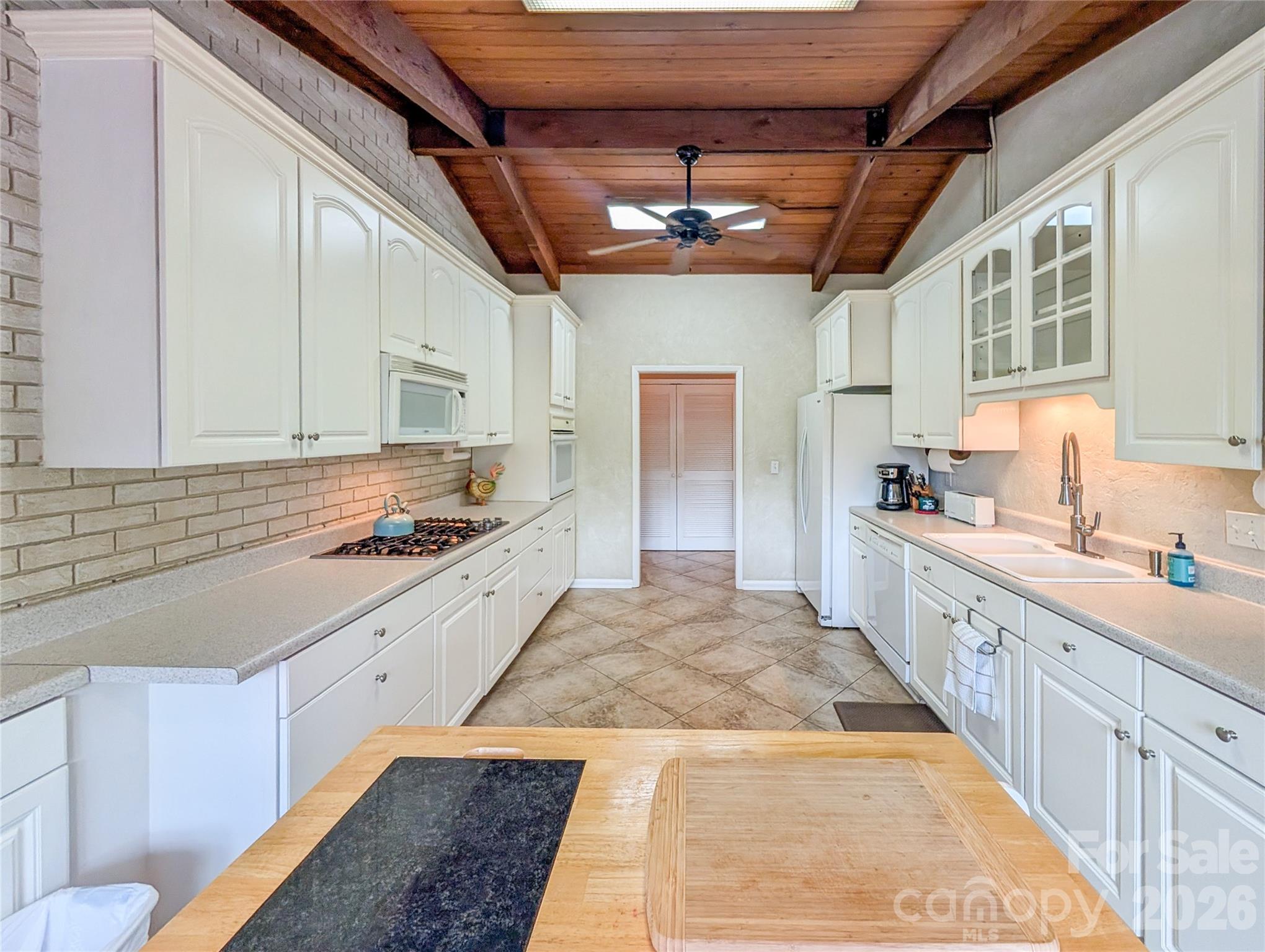 520 Washburn Road Property Photo 17