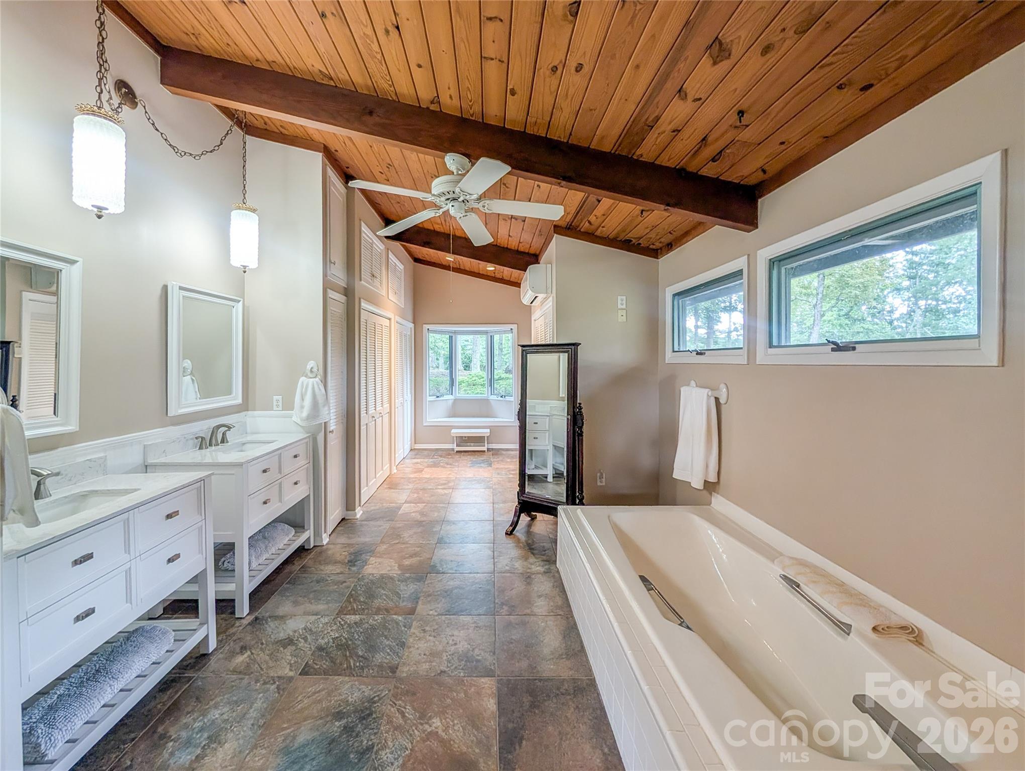 520 Washburn Road Property Photo 25