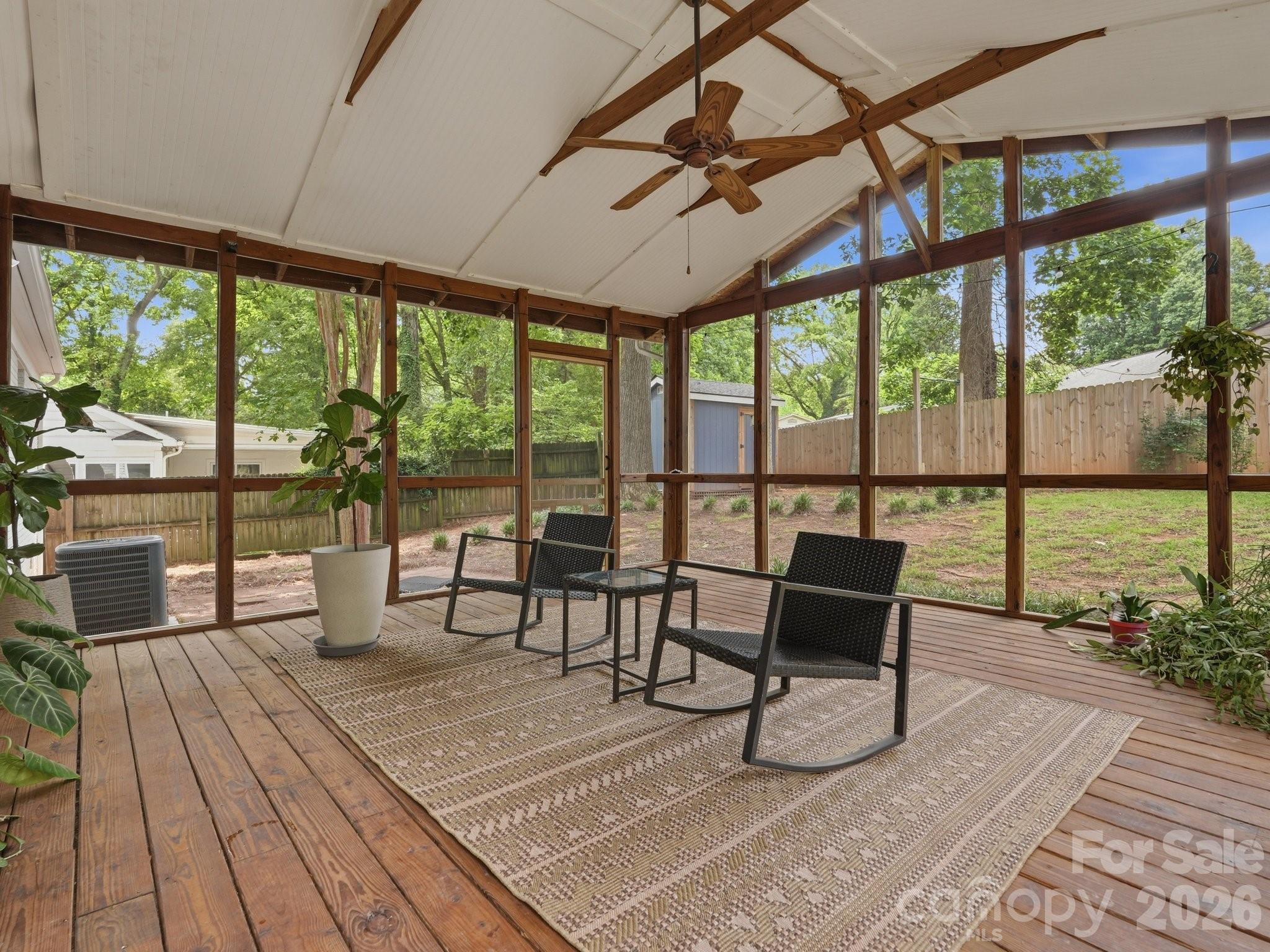 6238 Rosecrest Drive Property Photo 21