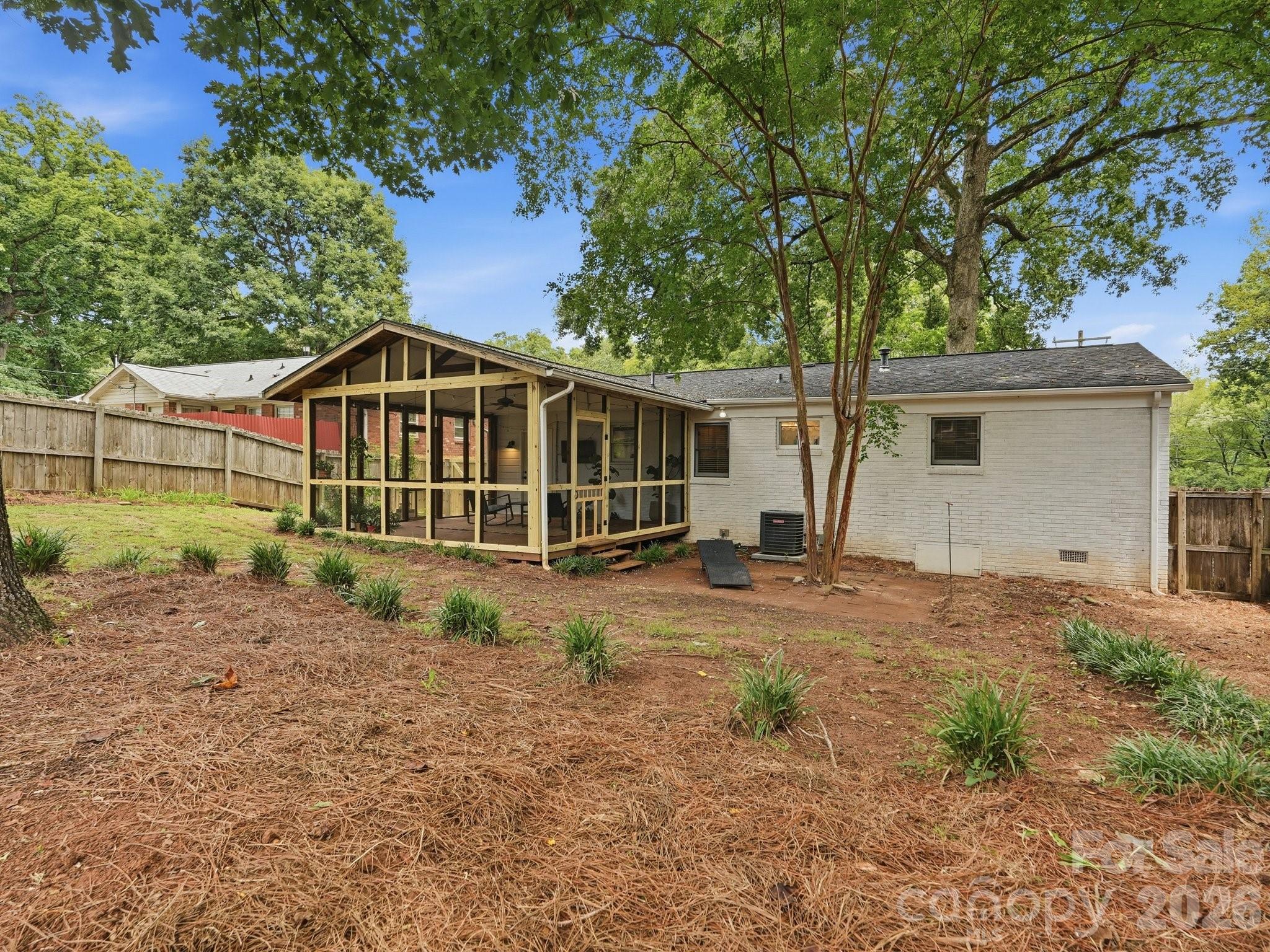 6238 Rosecrest Drive Property Photo 26