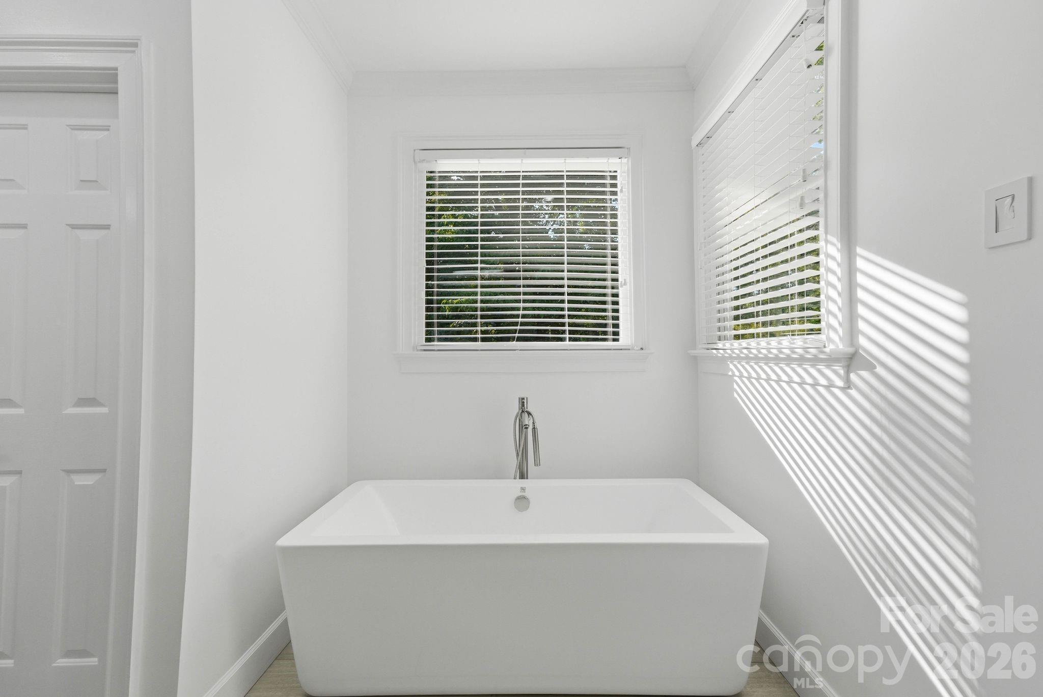 104 Gammon Point Court Property Photo 19