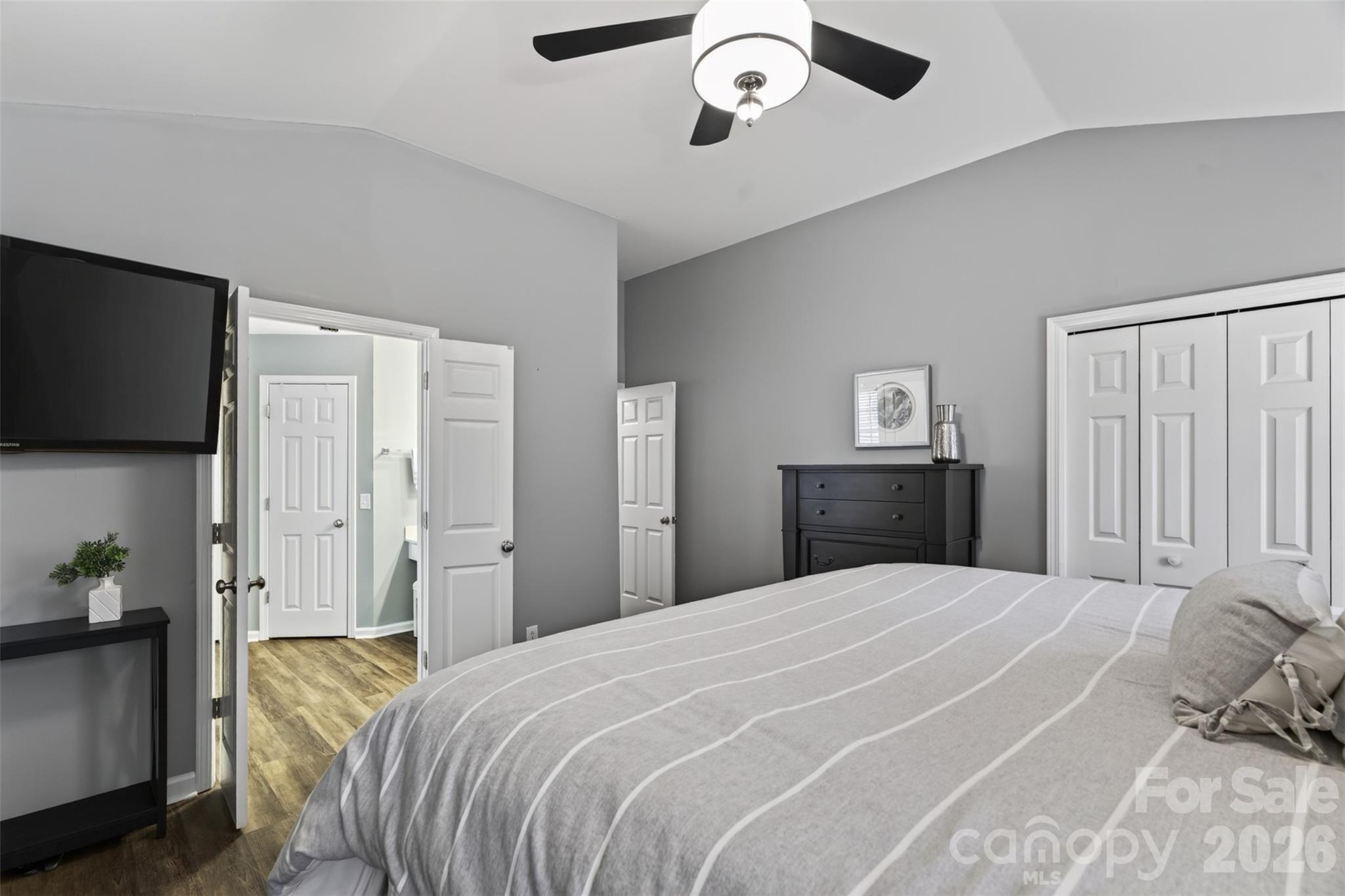 8424 Hirsch Drive Property Photo 18