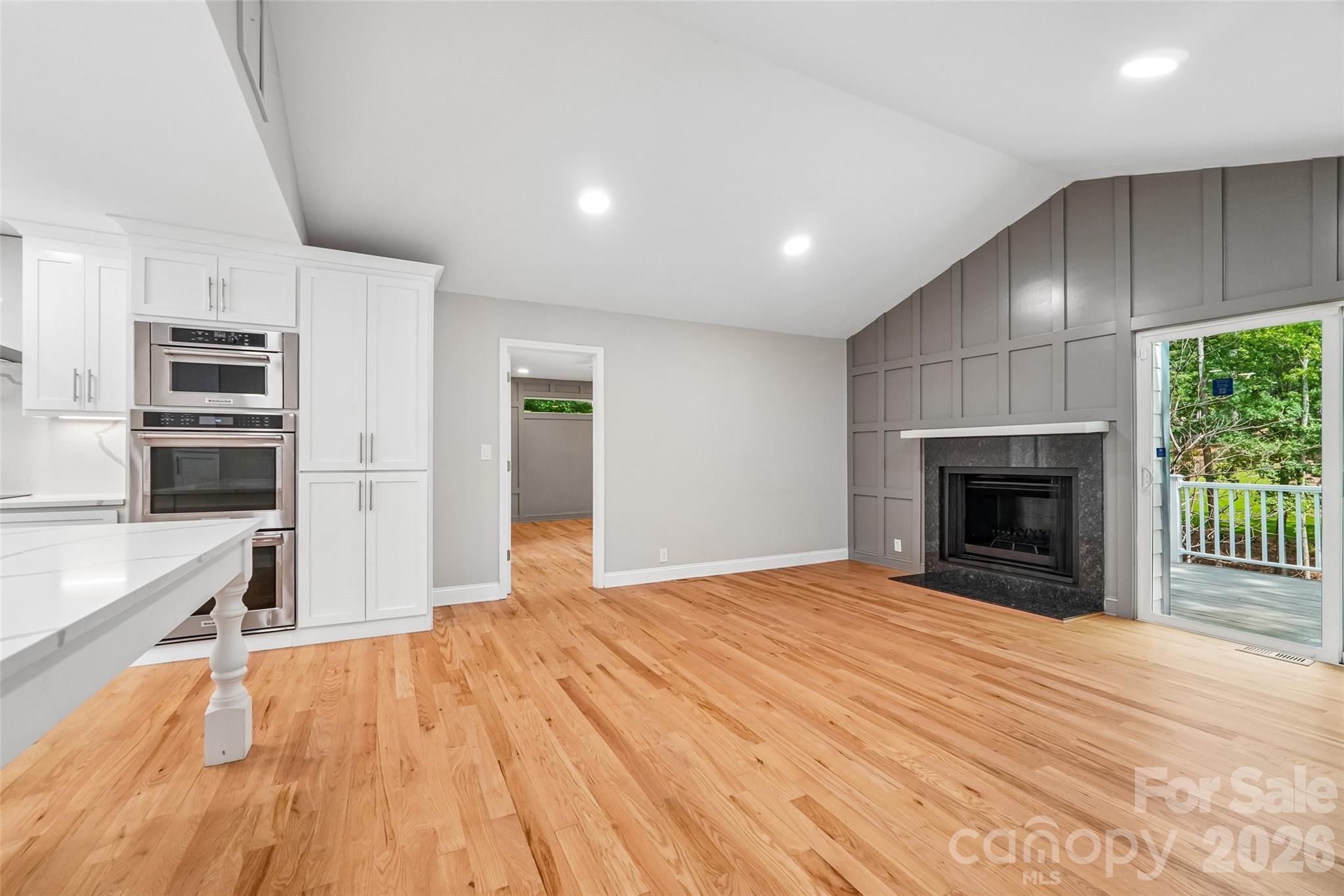 7022 Chelsea Day Lane Property Photo 8