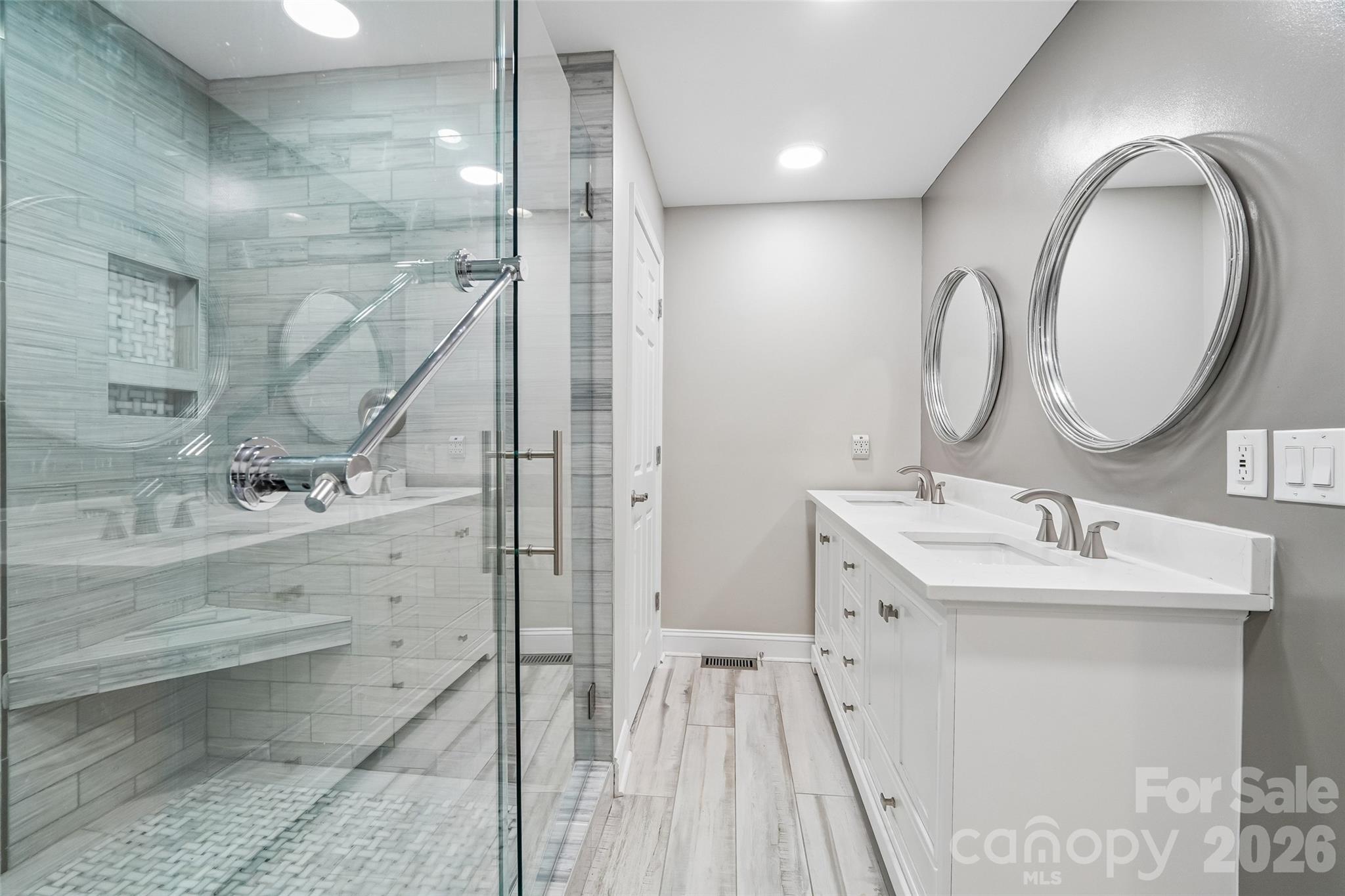 7022 Chelsea Day Lane Property Photo 12