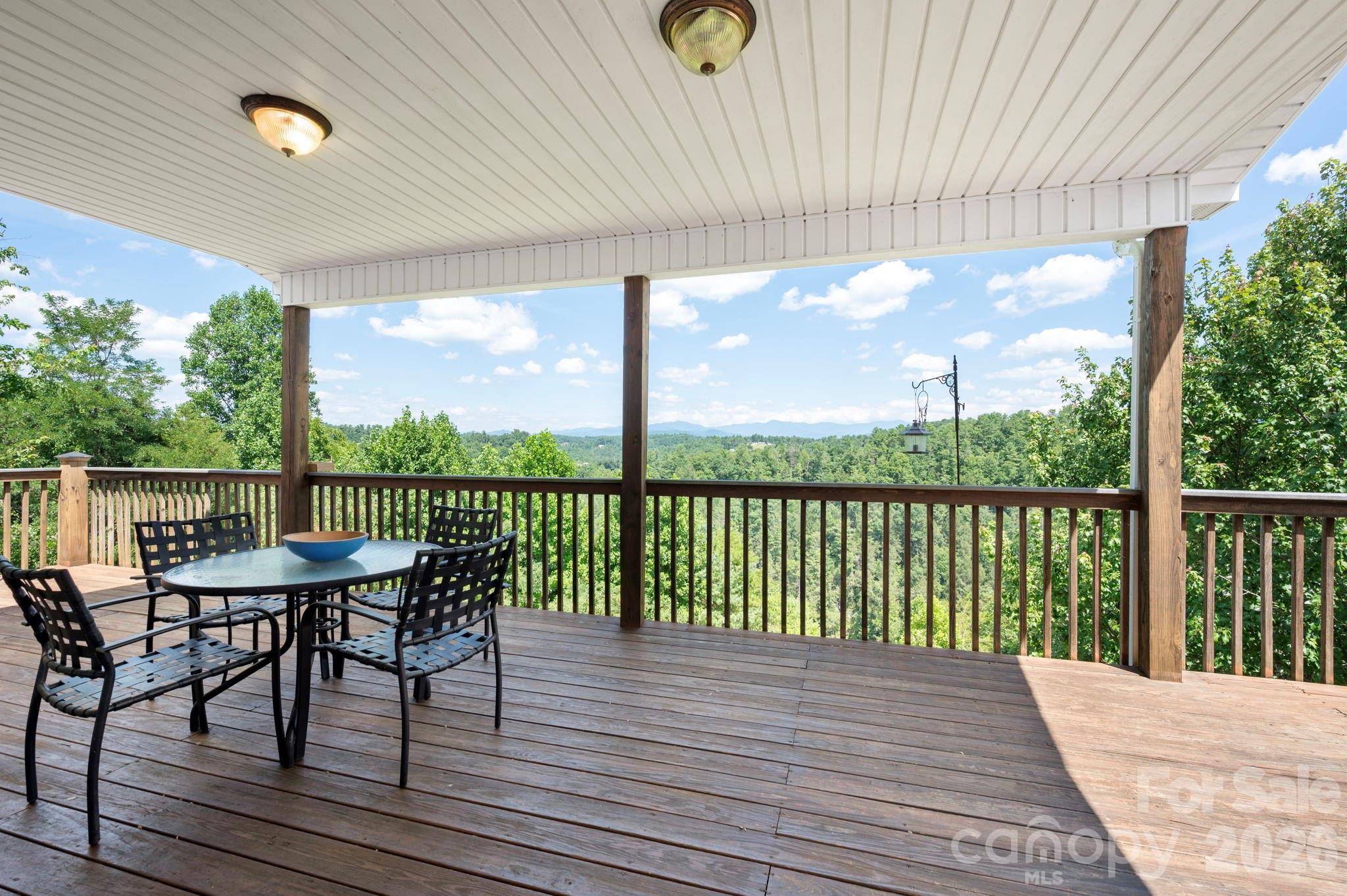 92 Bend View Drive Property Photo 13