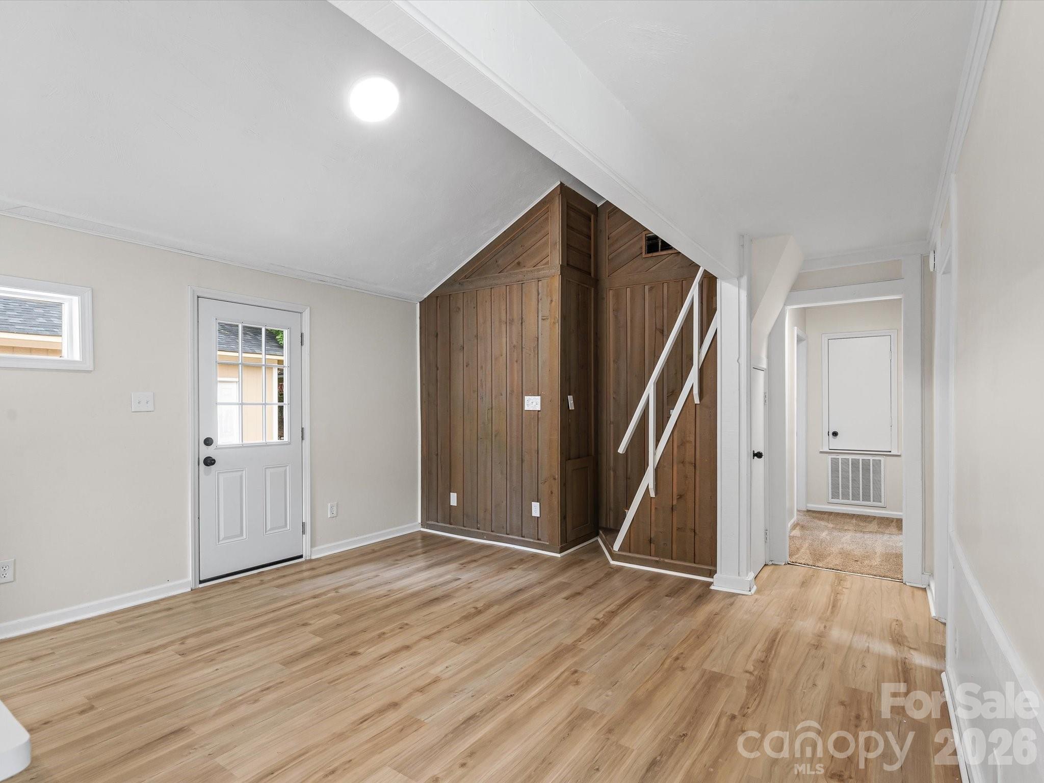 5312 Larewood Drive Property Photo 7