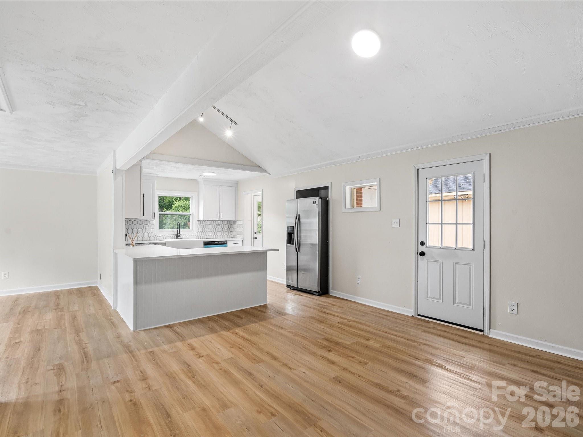 5312 Larewood Drive Property Photo 8