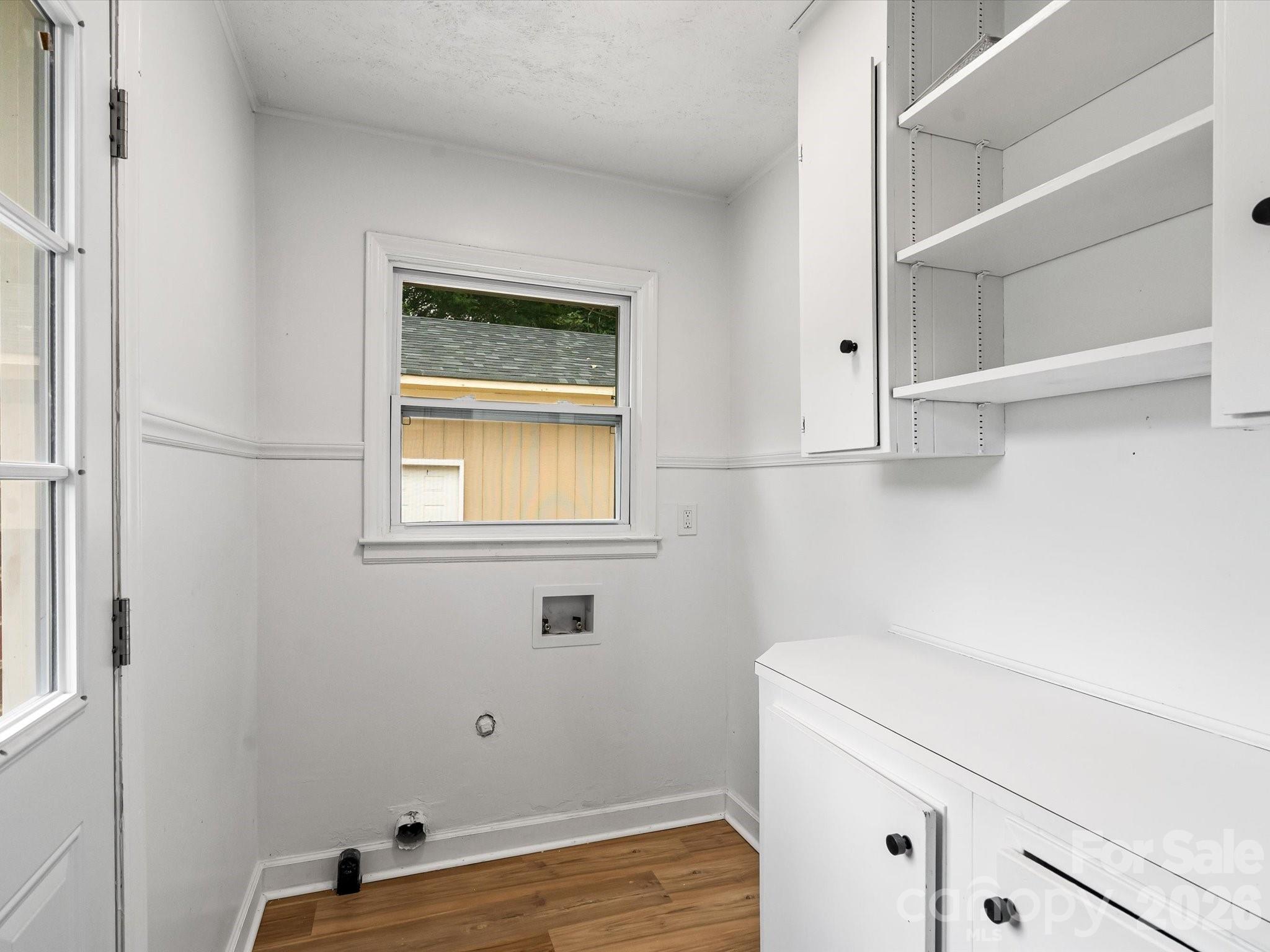 5312 Larewood Drive Property Photo 28