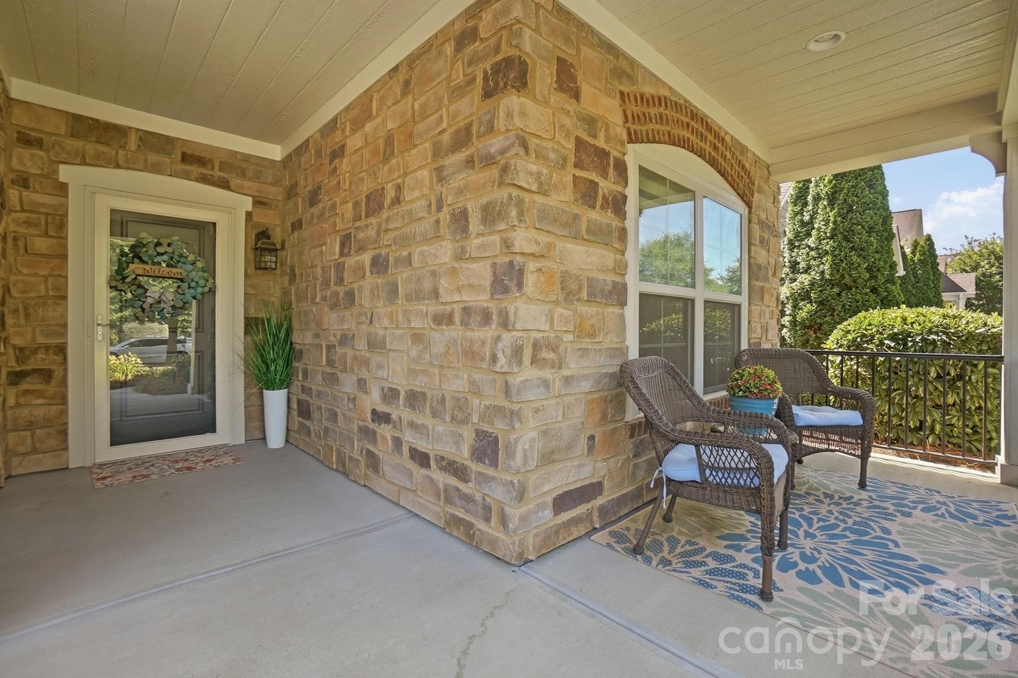 1100 Avalon Place Property Photo 4