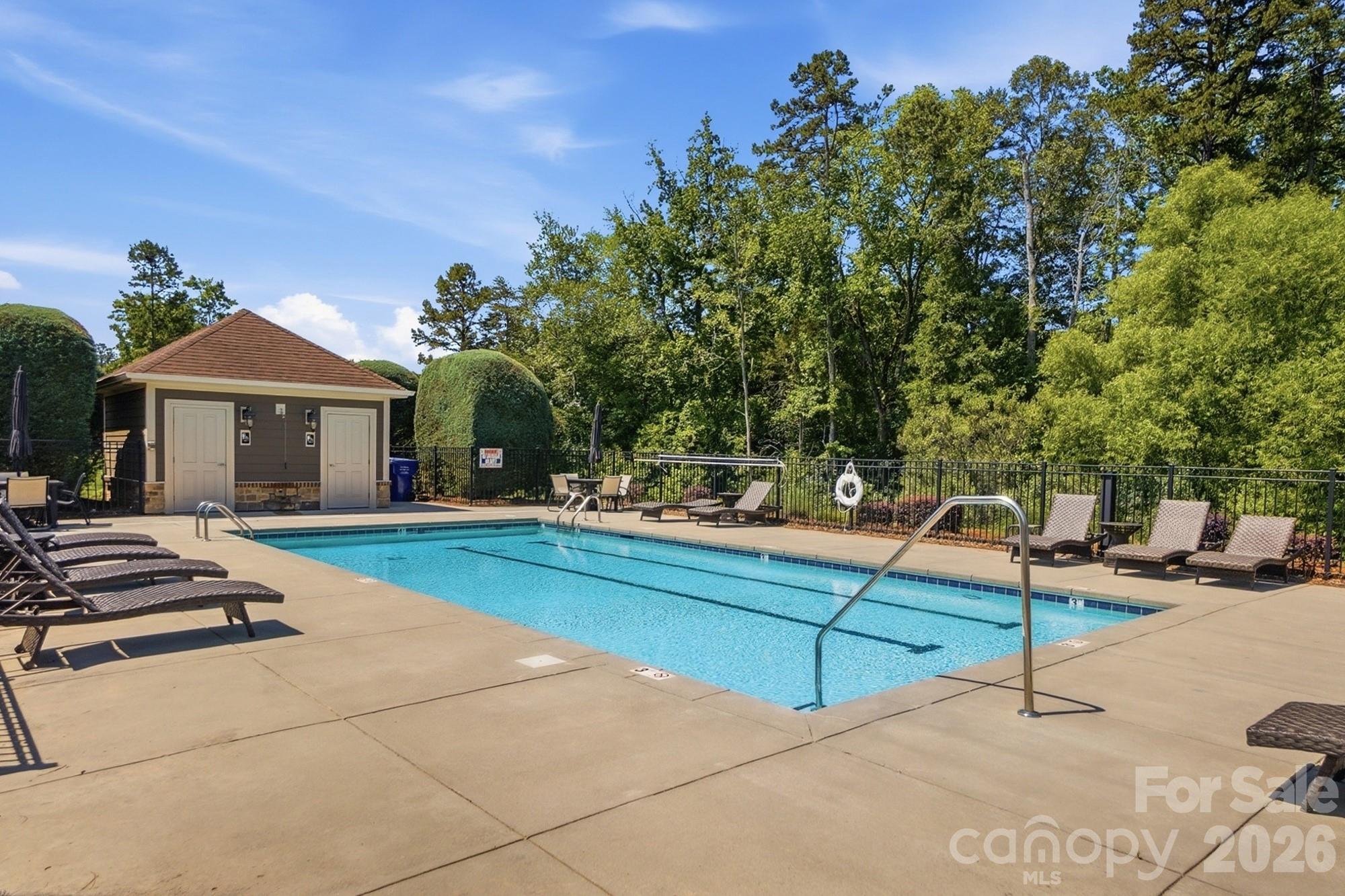 1100 Avalon Place Property Photo 47