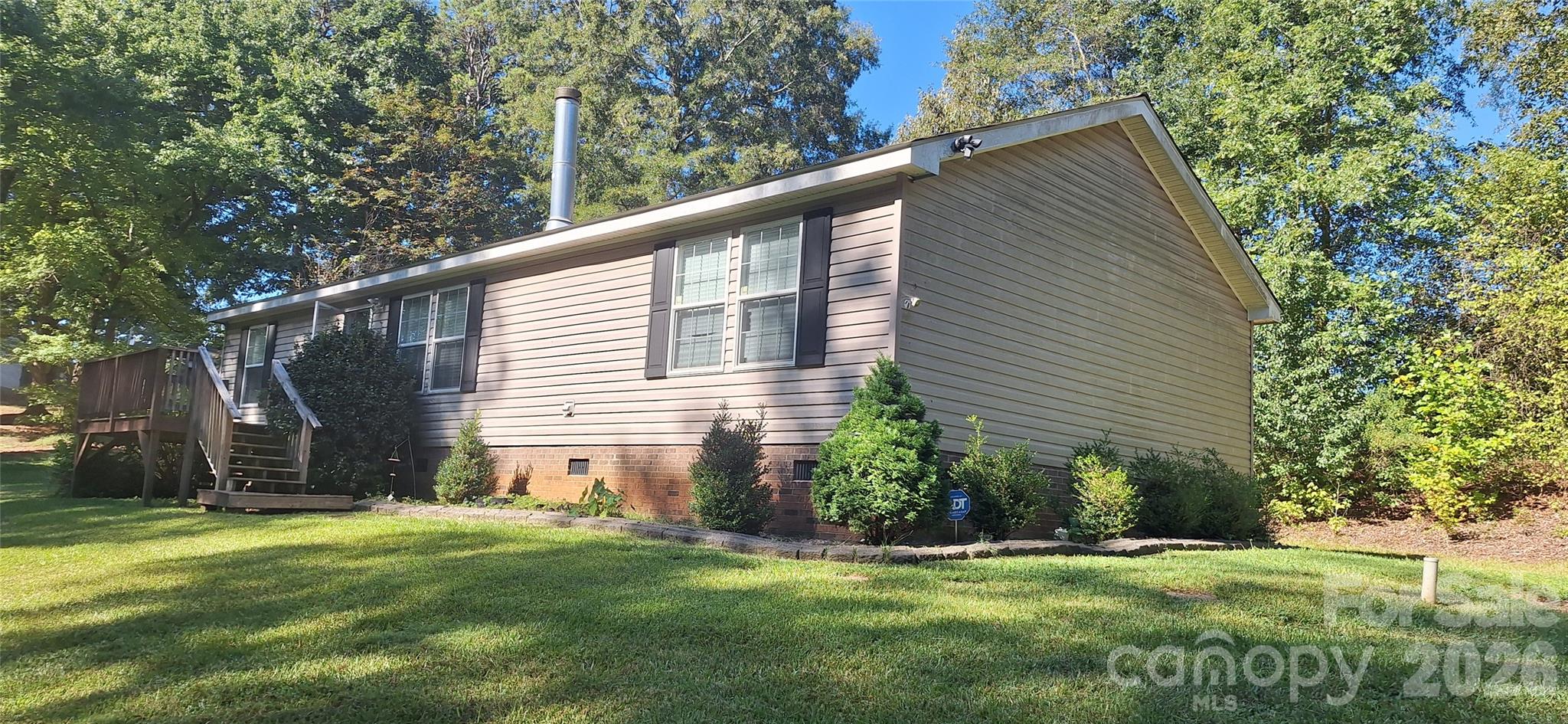 120 Otto Road Property Photo 1