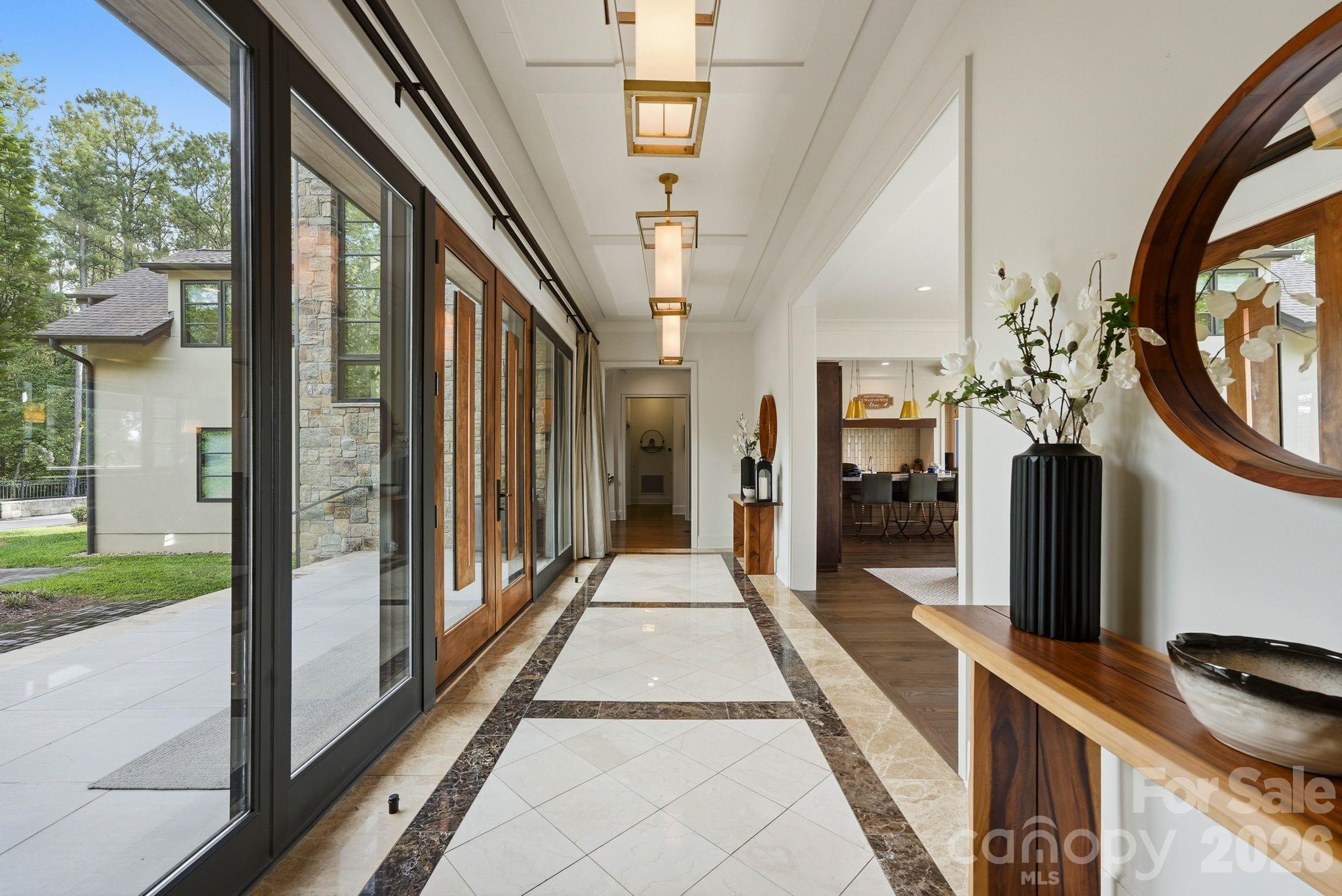 125 Quiet Waters Drive Property Photo 7