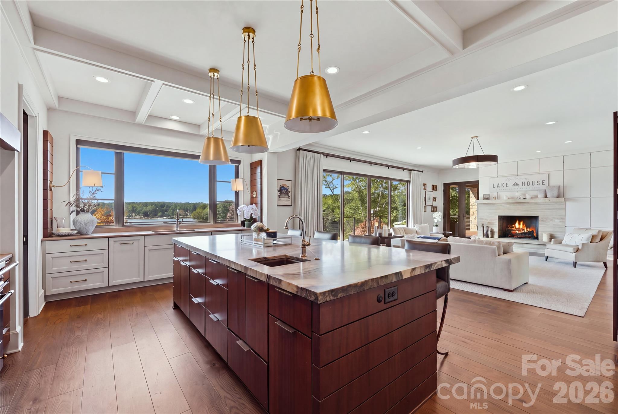 125 Quiet Waters Drive Property Photo 13