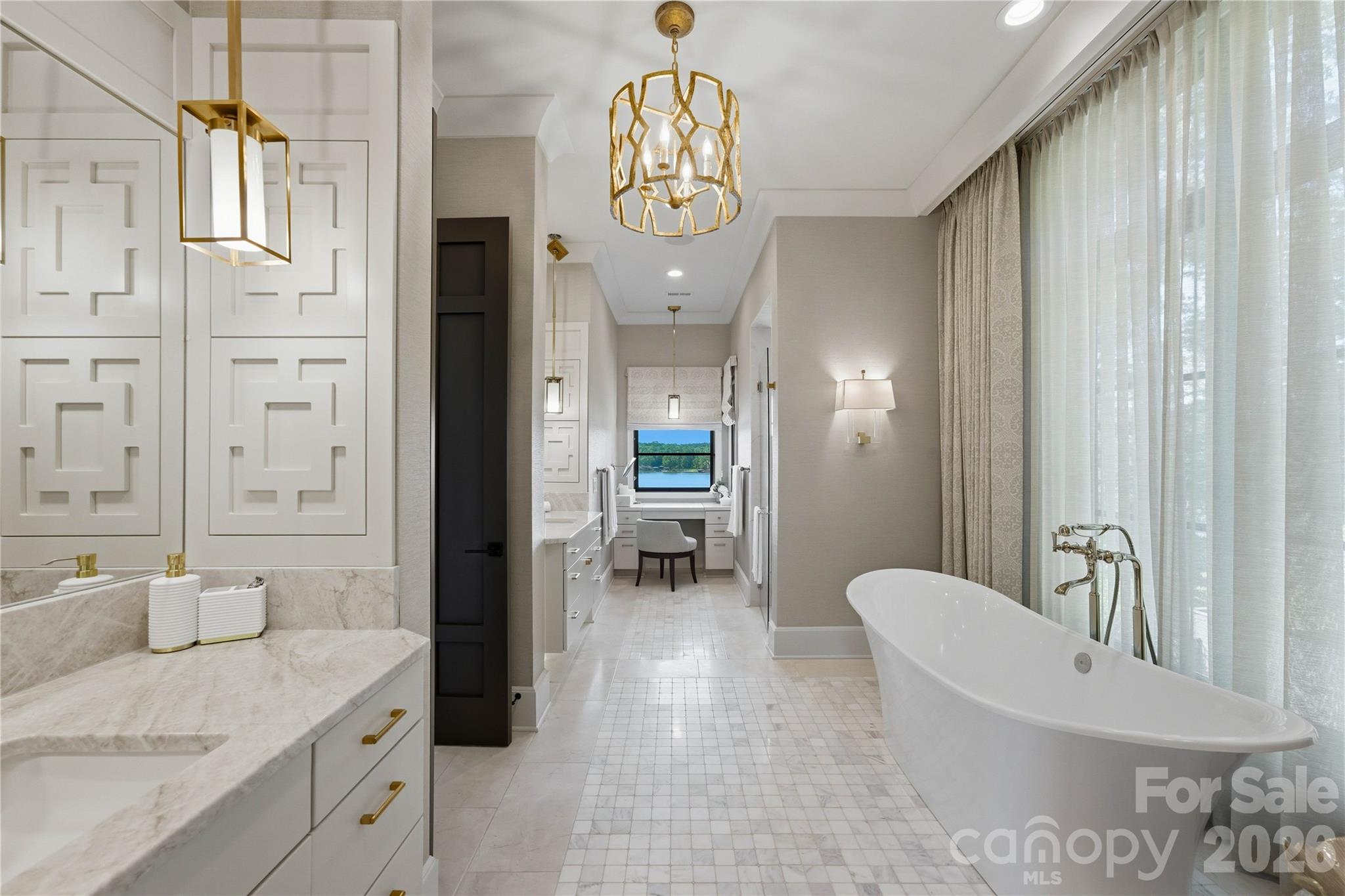 125 Quiet Waters Drive Property Photo 27