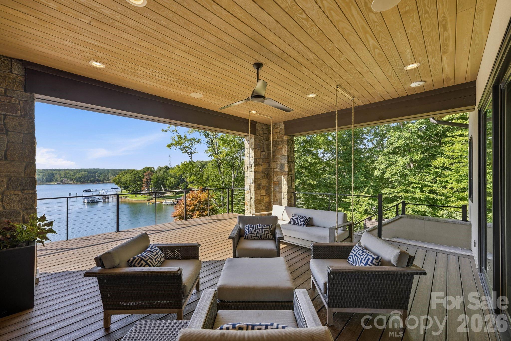 125 Quiet Waters Drive Property Photo 31