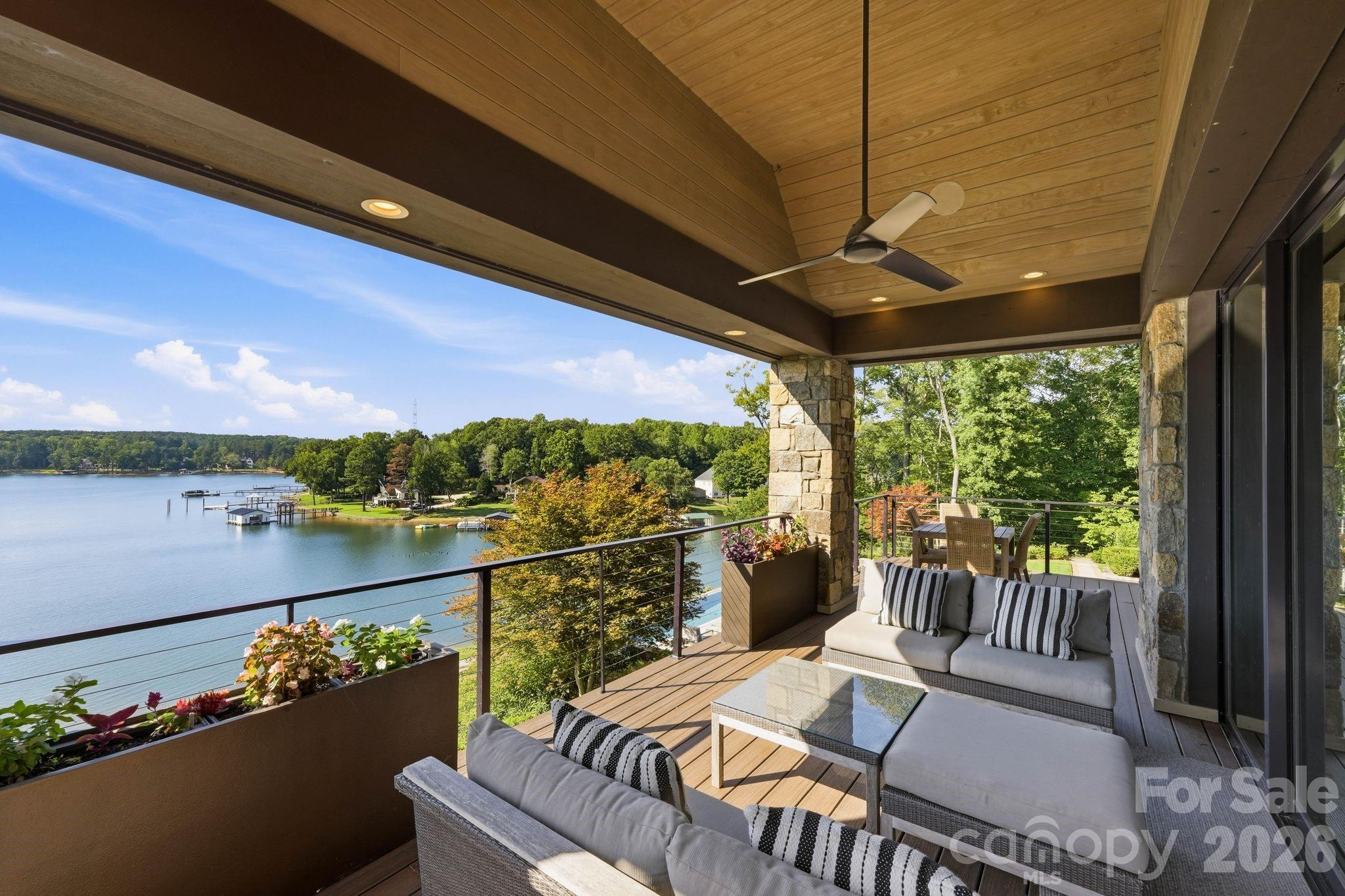 125 Quiet Waters Drive Property Photo 46