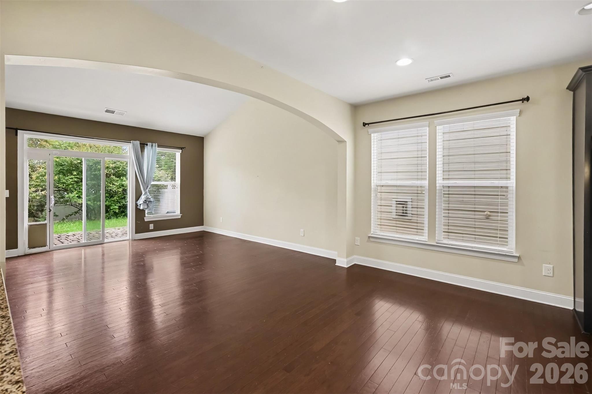 1105 Saratoga Boulevard Property Photo 9