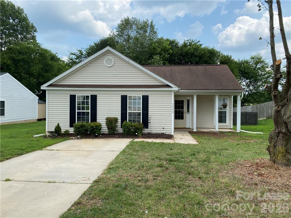 3008 Hawick Commons Drive Property Photo 1