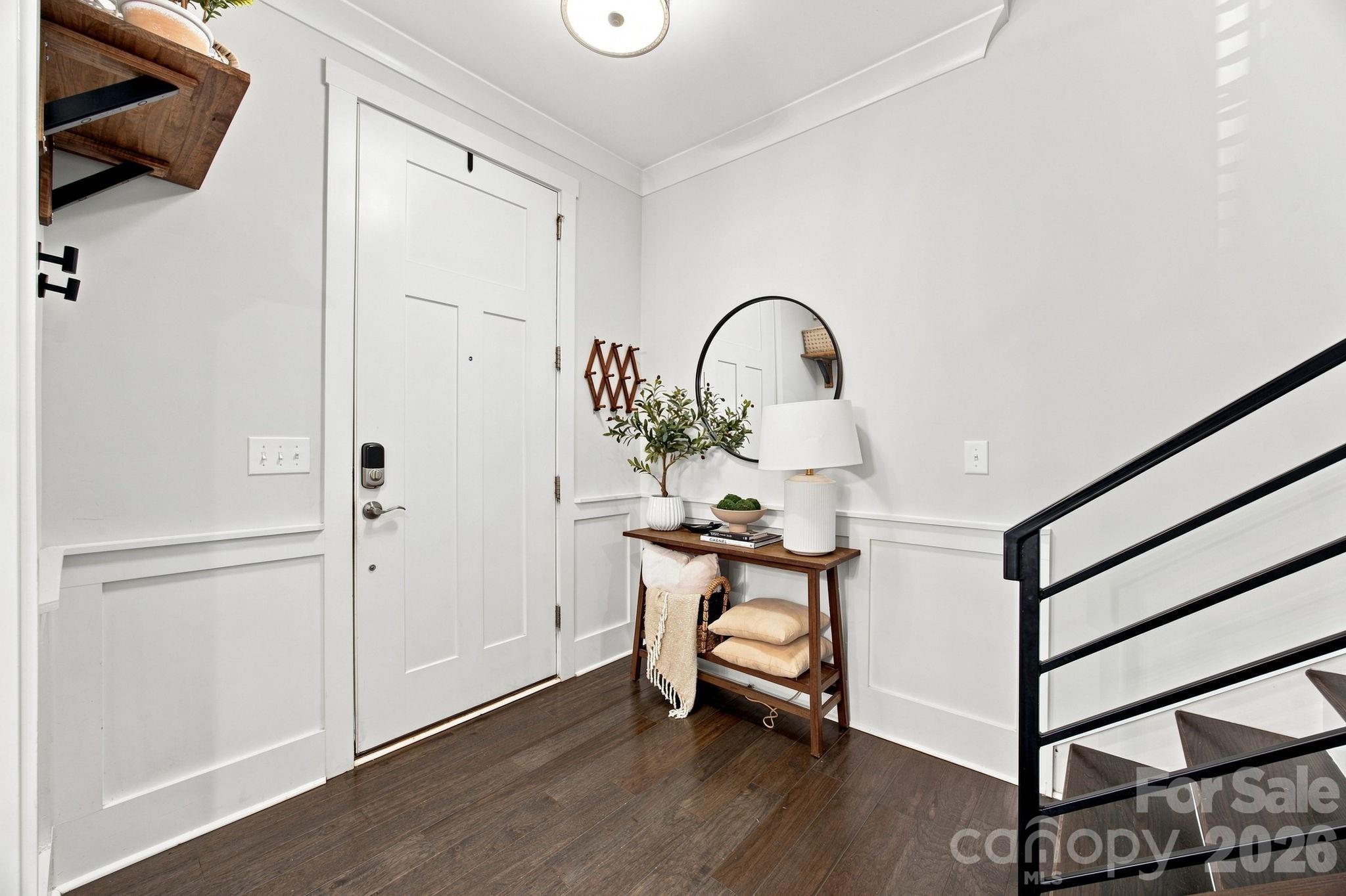 227 Sylvania Avenue Property Photo 12
