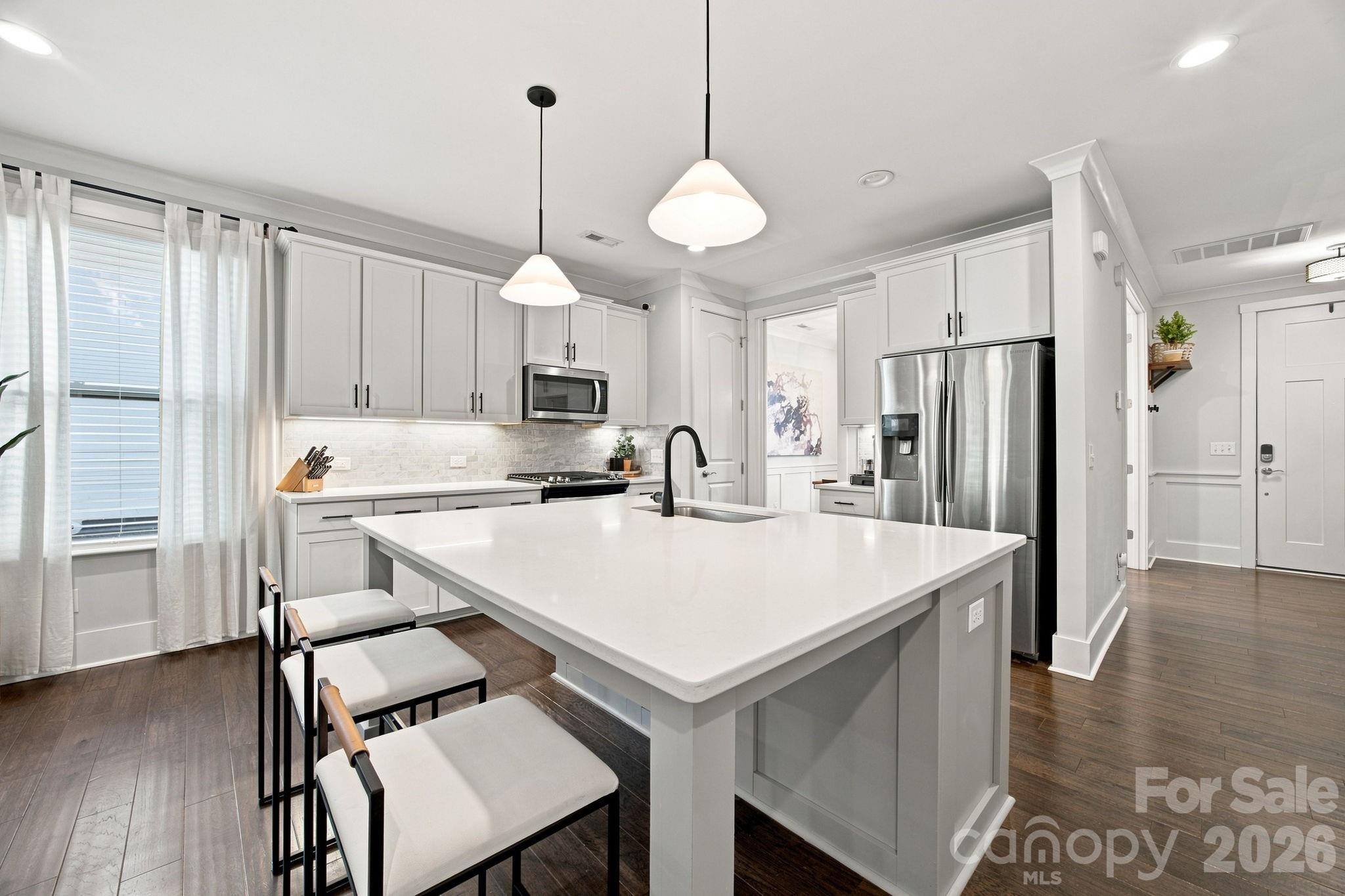 227 Sylvania Avenue Property Photo 17