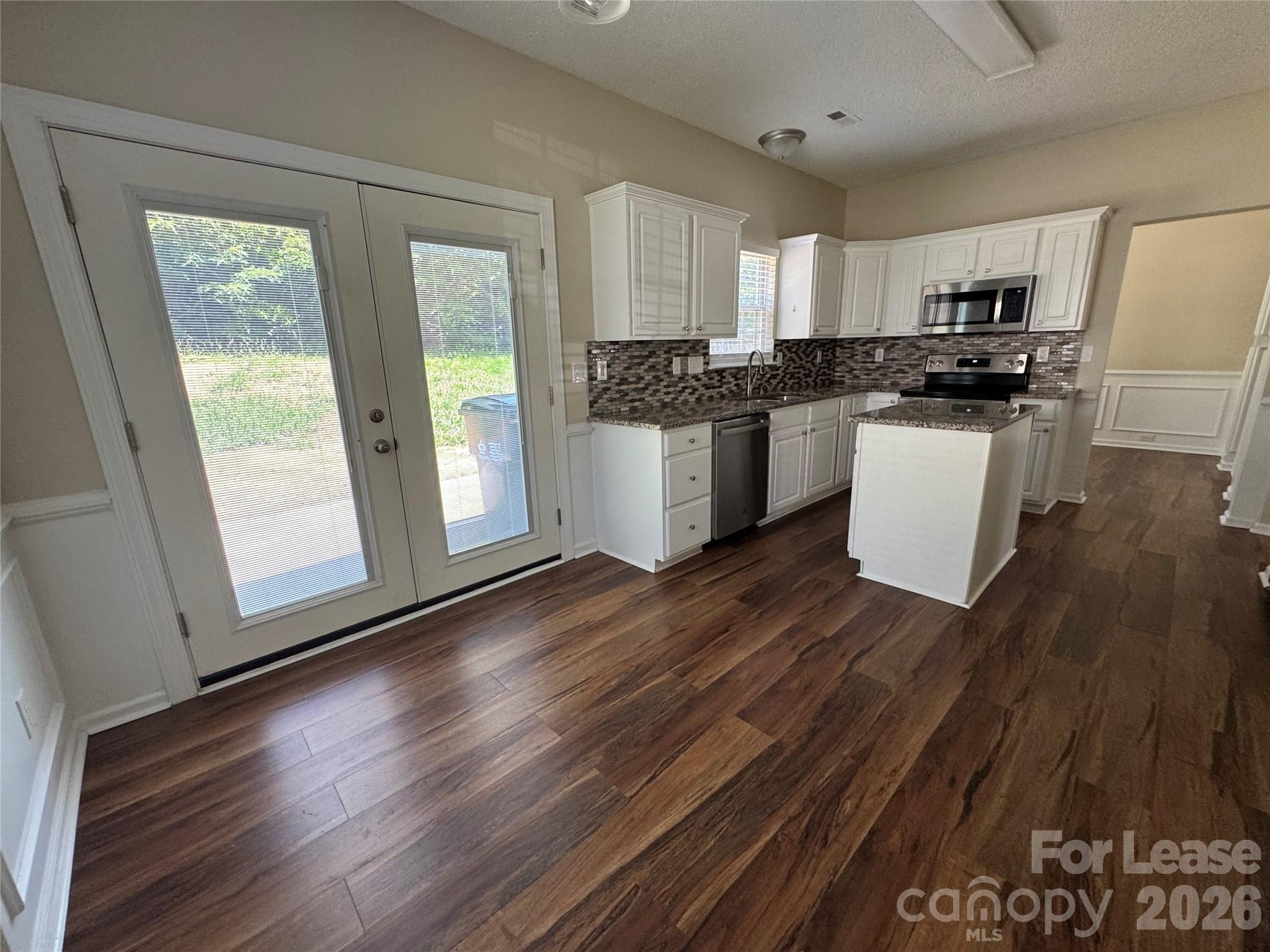 13608 Michael Lynn Road Property Photo 3