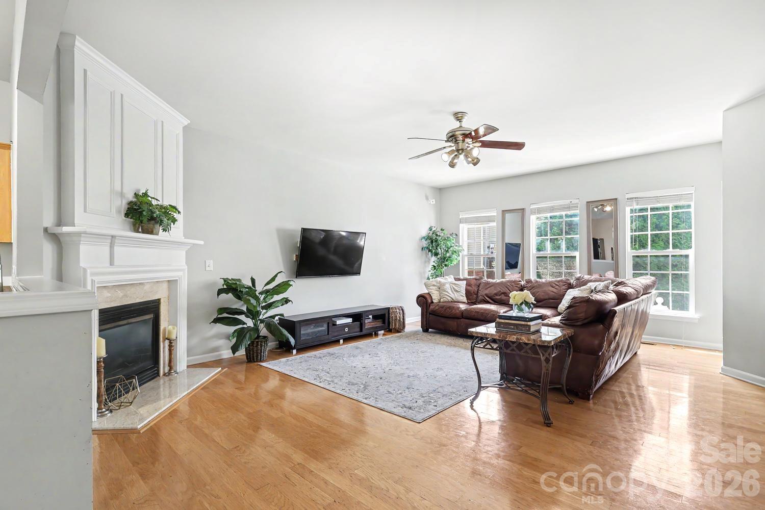 5413 Werburgh Street Property Photo 2