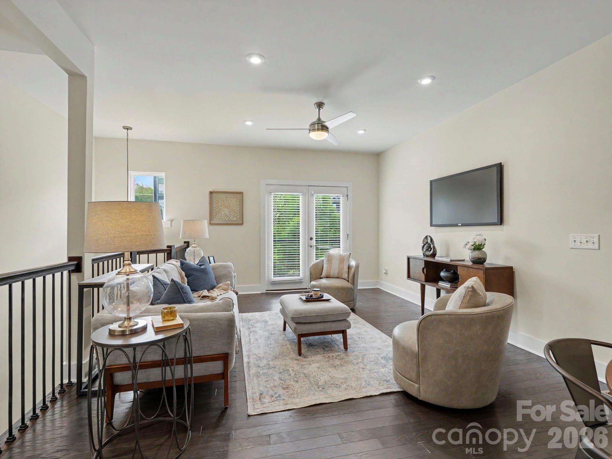 3822 Sky Haven Drive Property Photo 5