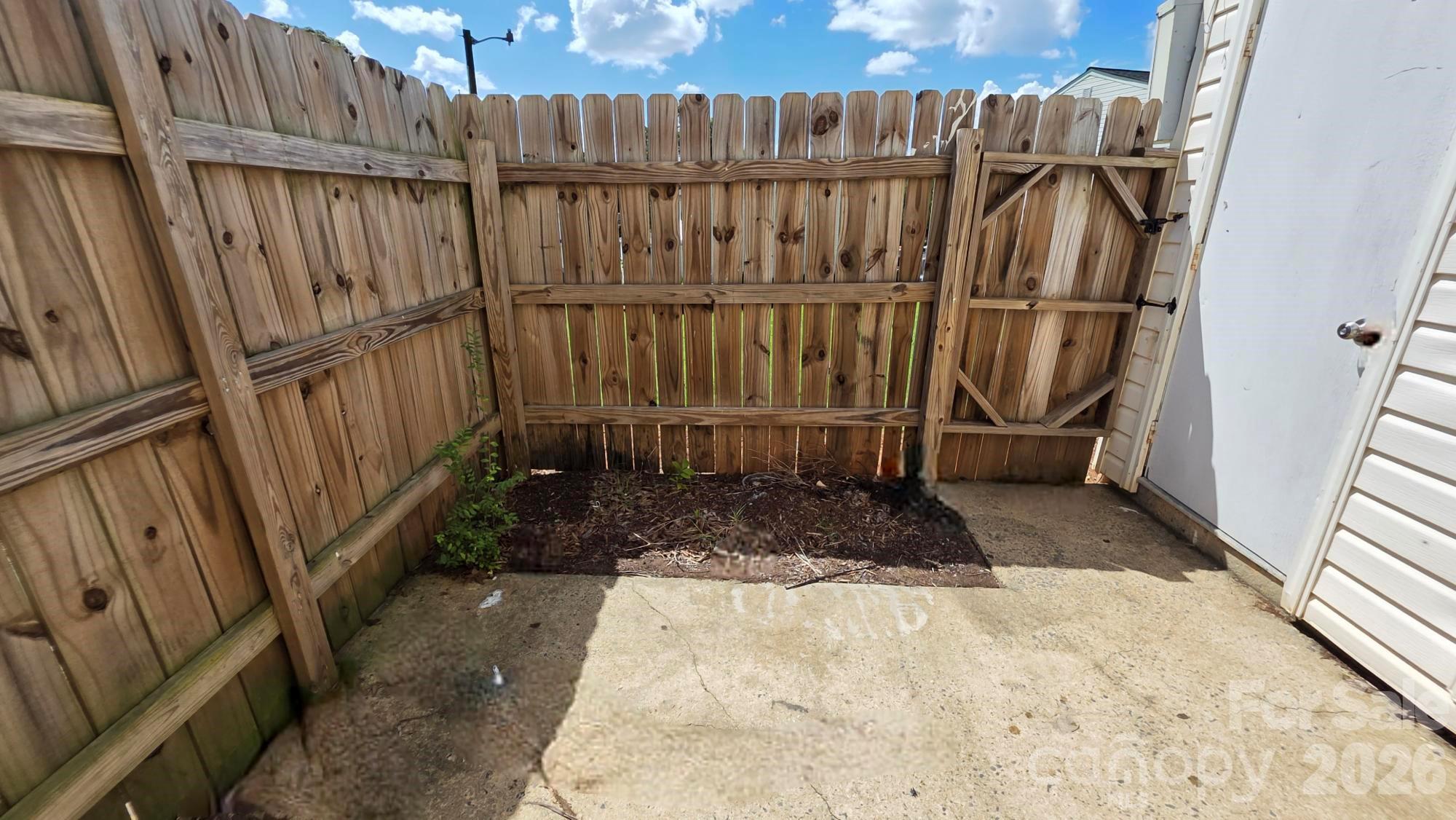 7906 Oak Meadow Court Property Photo 13