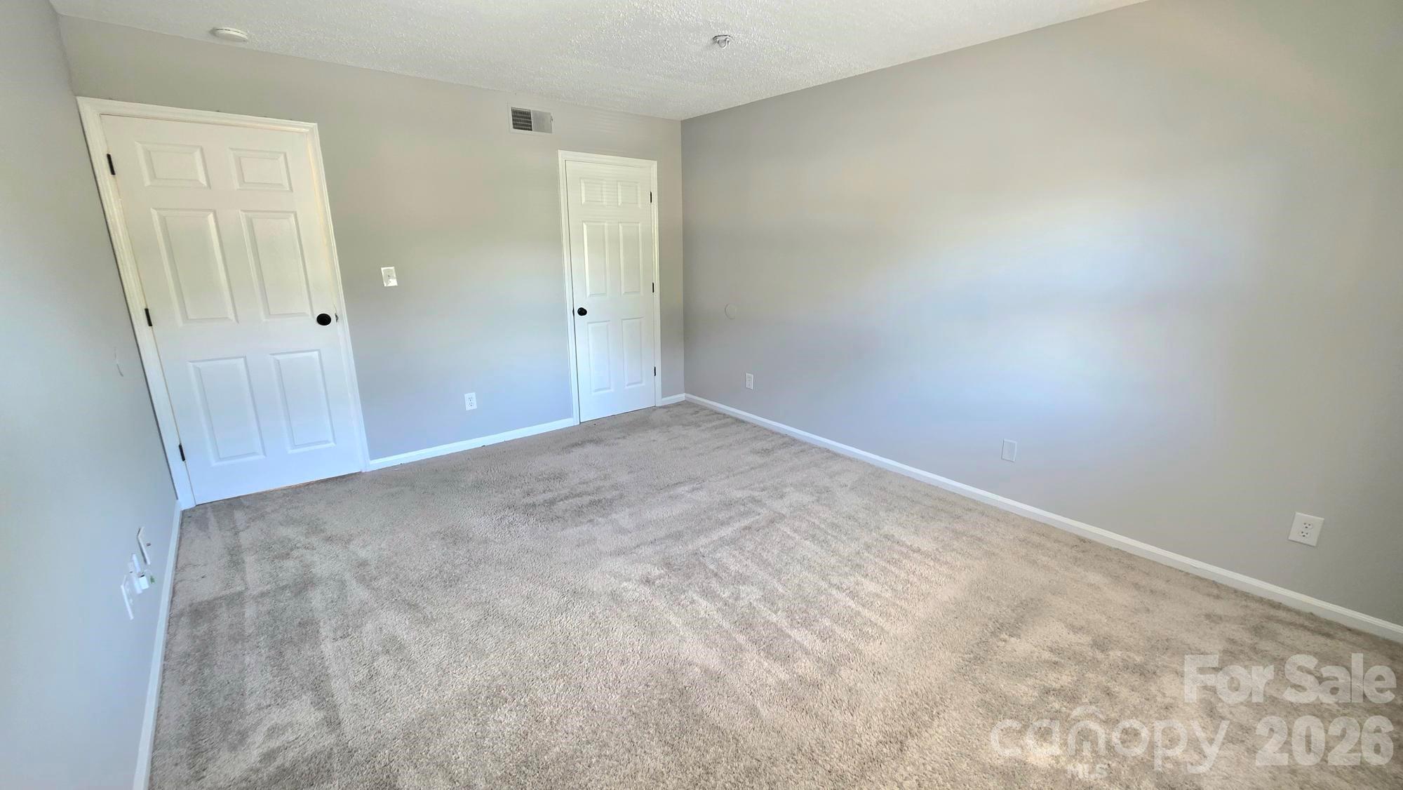 7906 Oak Meadow Court Property Photo 20