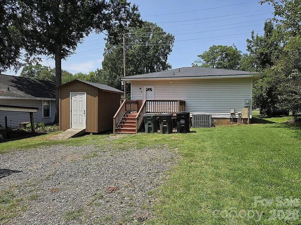 494 Cook Street Property Photo 2
