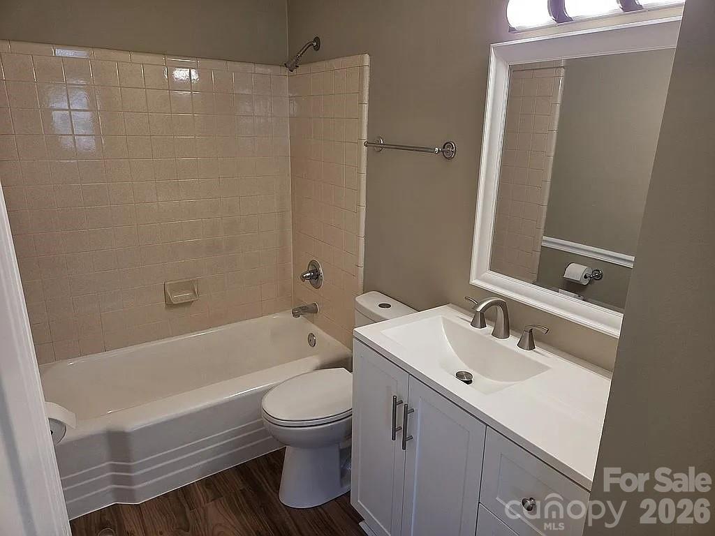 494 Cook Street Property Photo 3