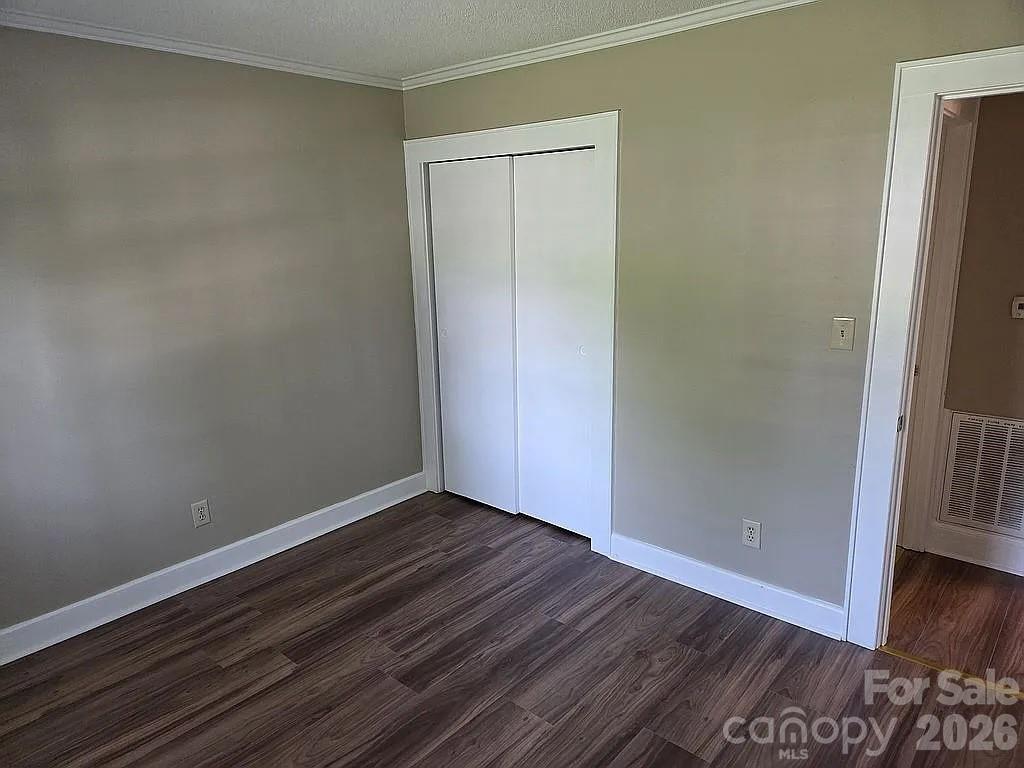 494 Cook Street Property Photo 7