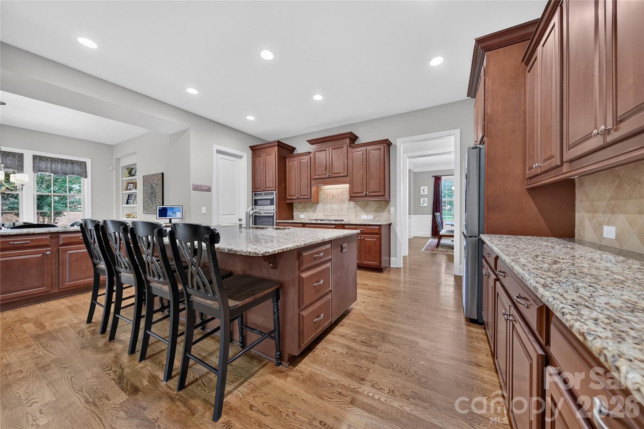 1504 Waybridge Way Property Photo 12