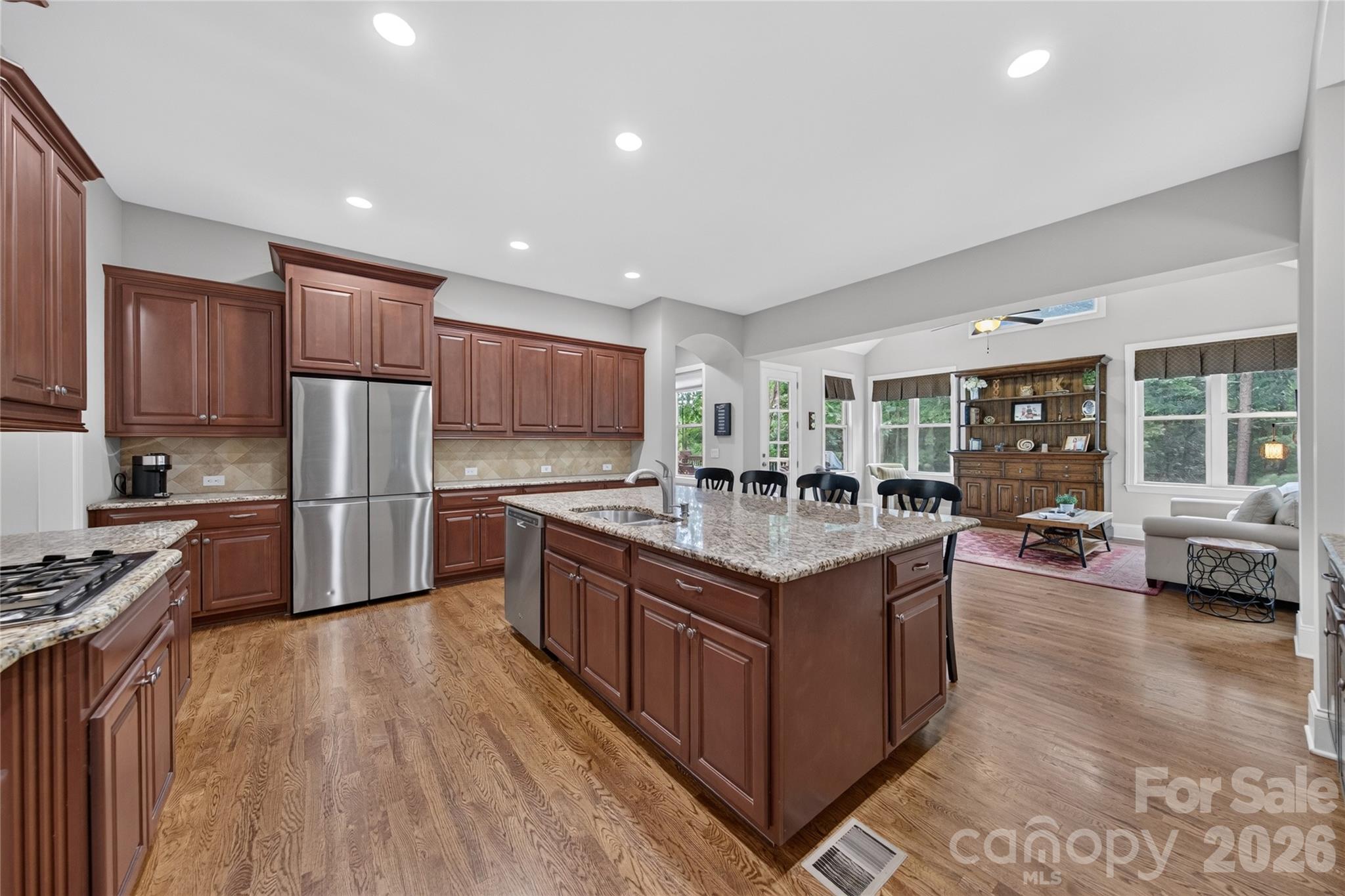 1504 Waybridge Way Property Photo 14