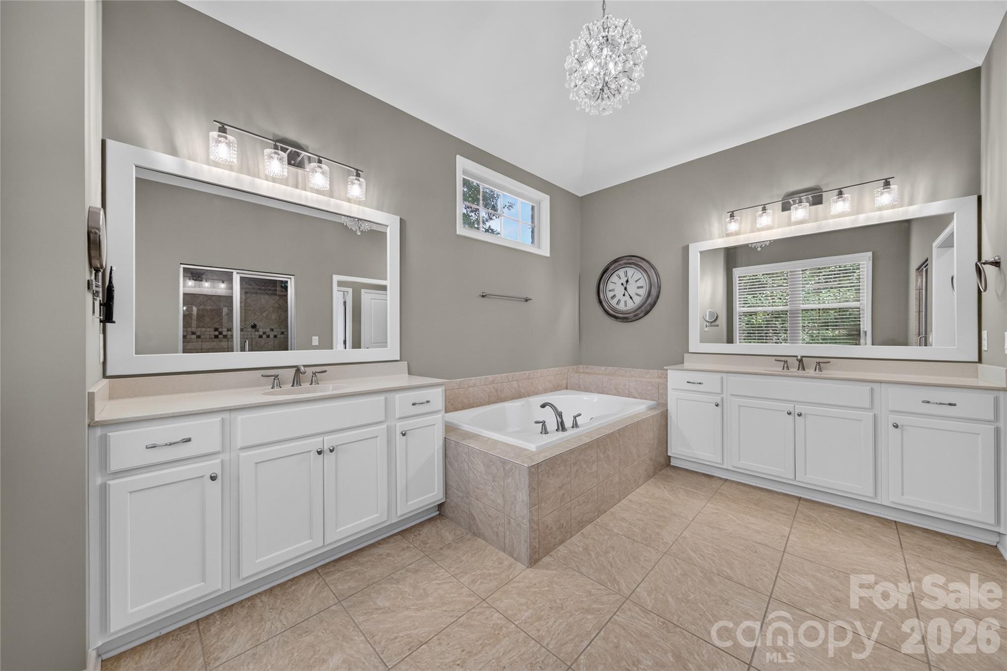 1504 Waybridge Way Property Photo 18