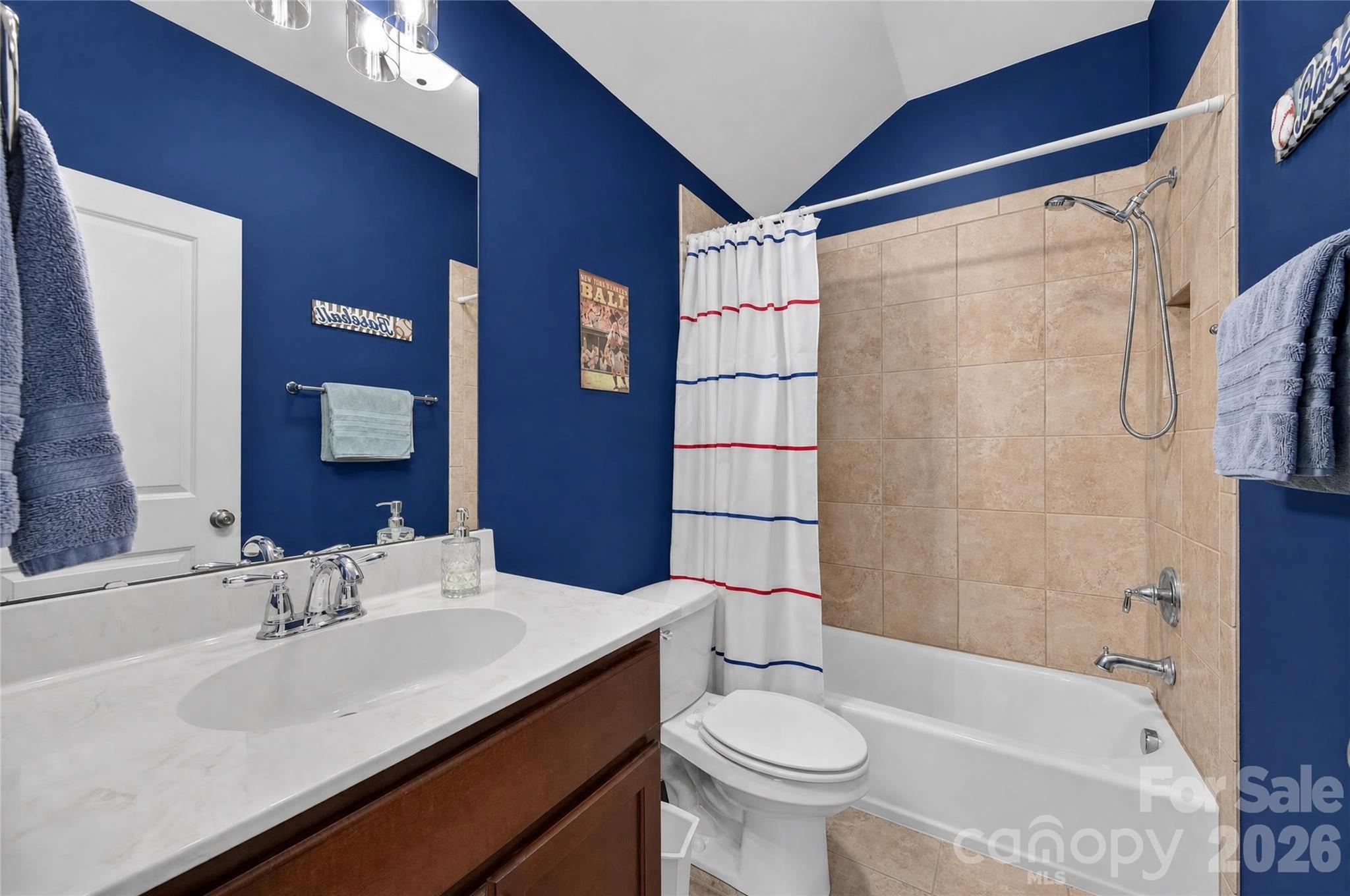 1504 Waybridge Way Property Photo 26