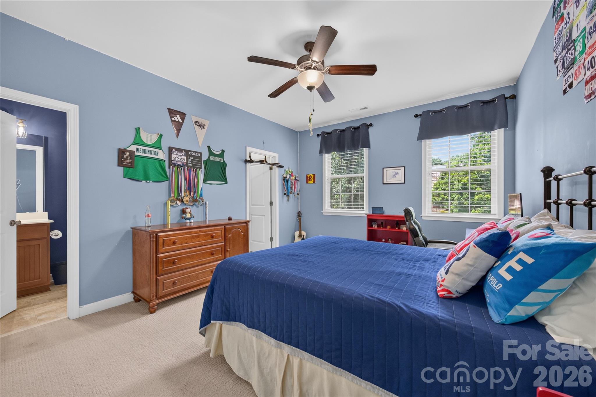 1504 Waybridge Way Property Photo 29