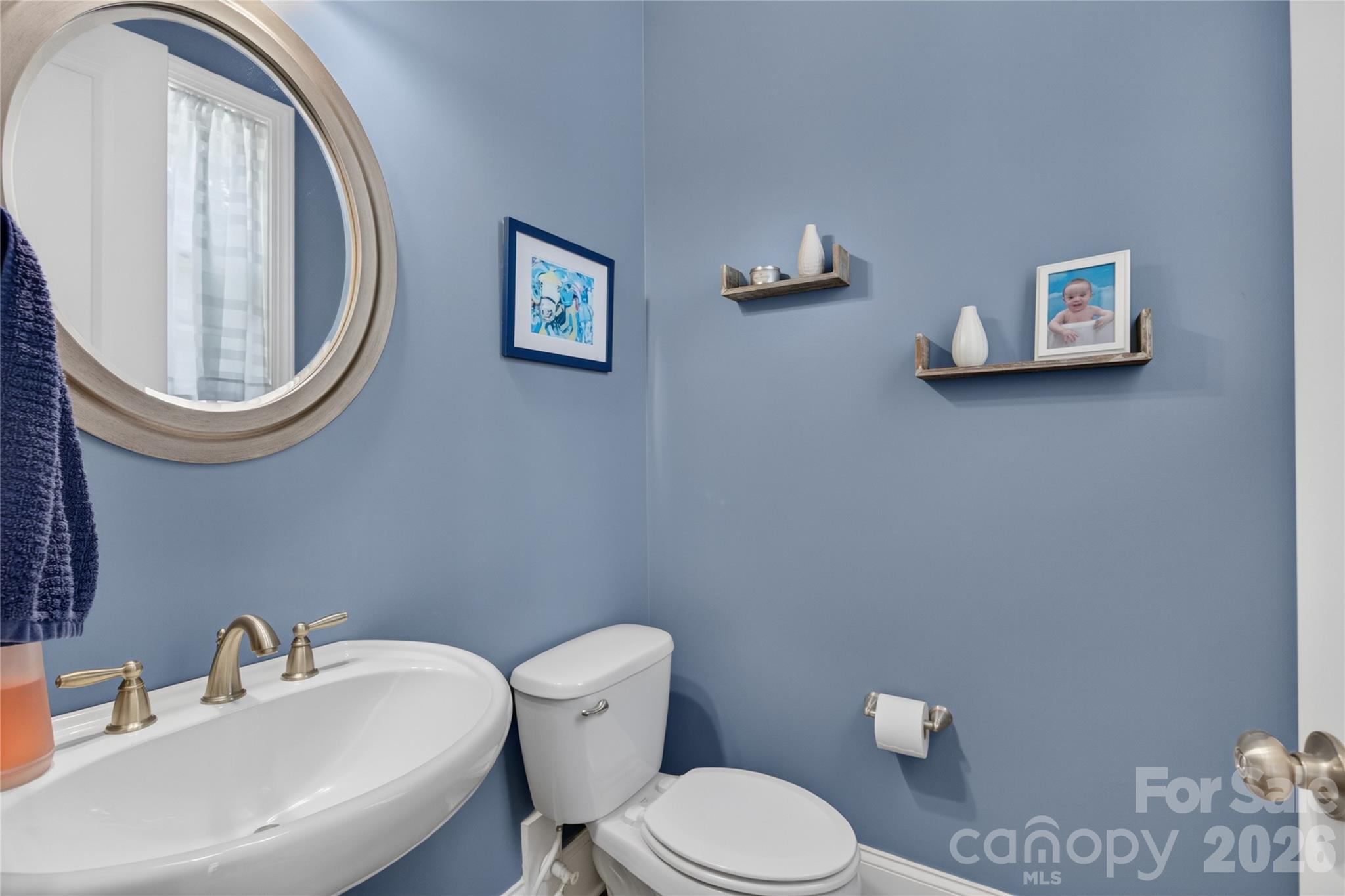 1504 Waybridge Way Property Photo 30