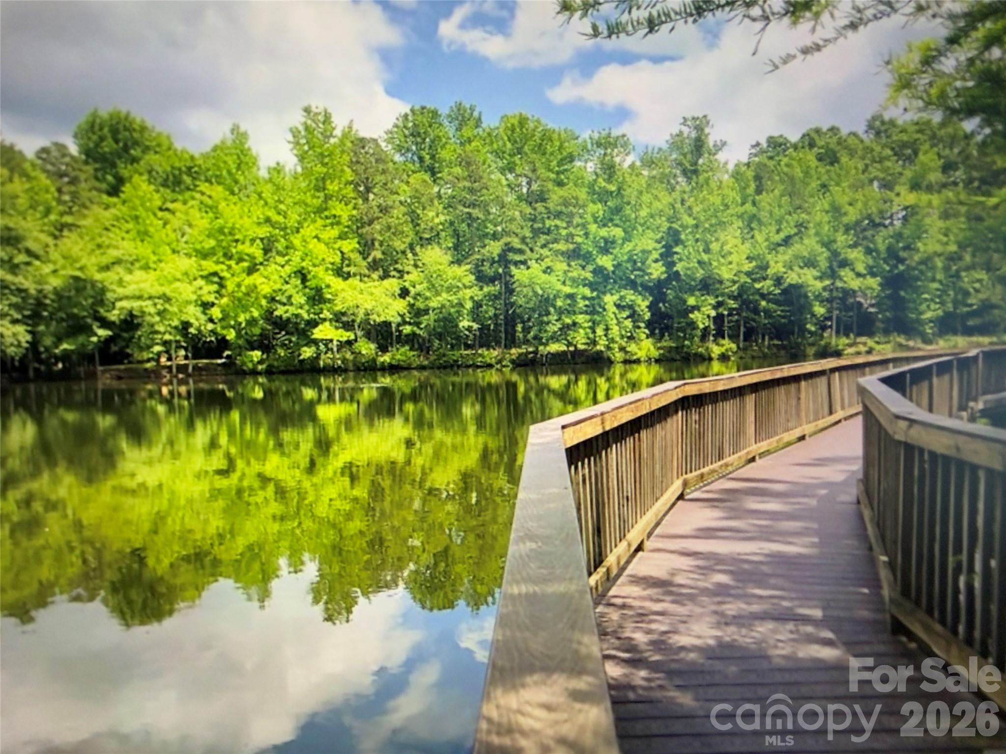 1504 Waybridge Way Property Photo 35
