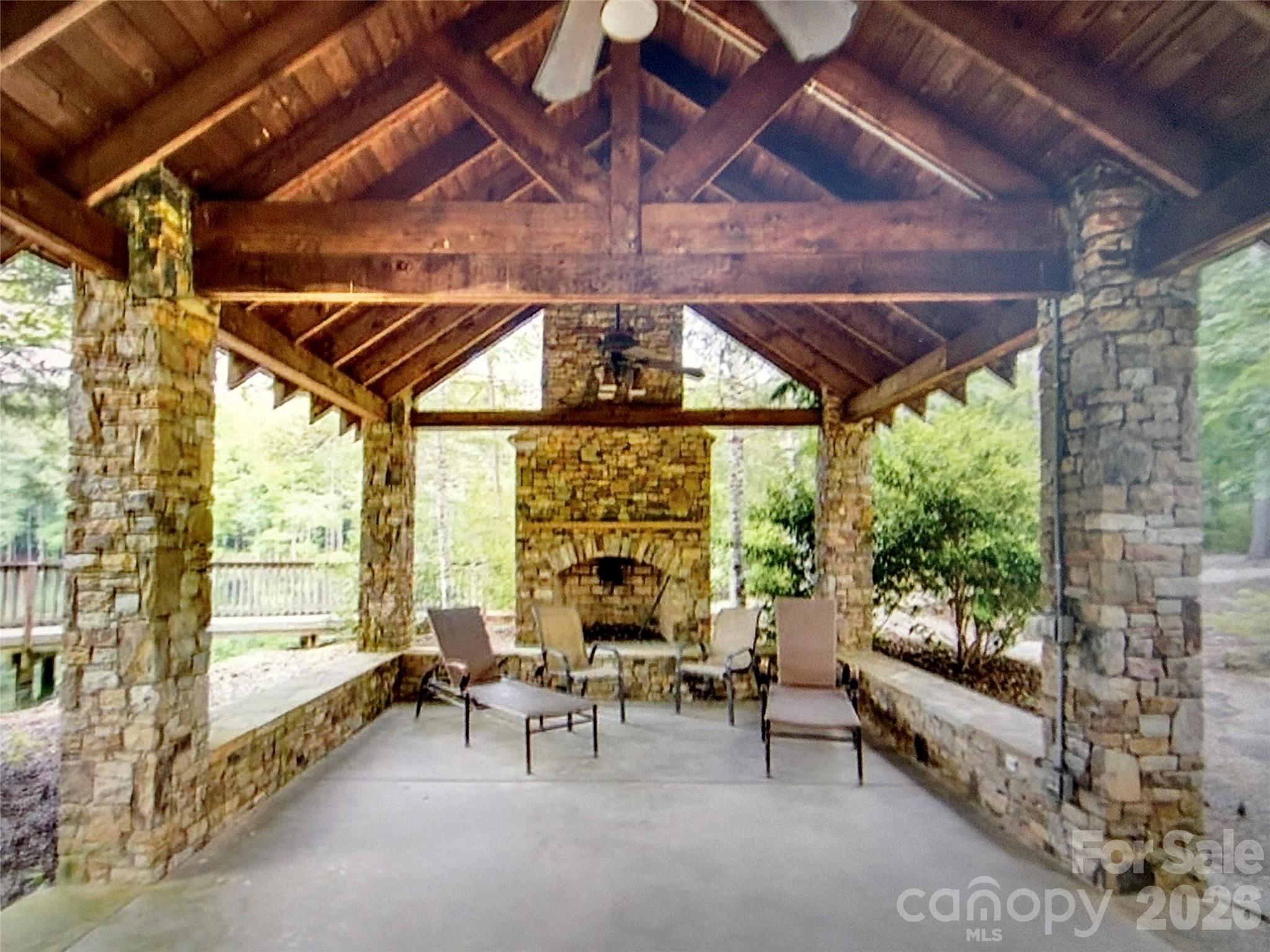 1504 Waybridge Way Property Photo 36