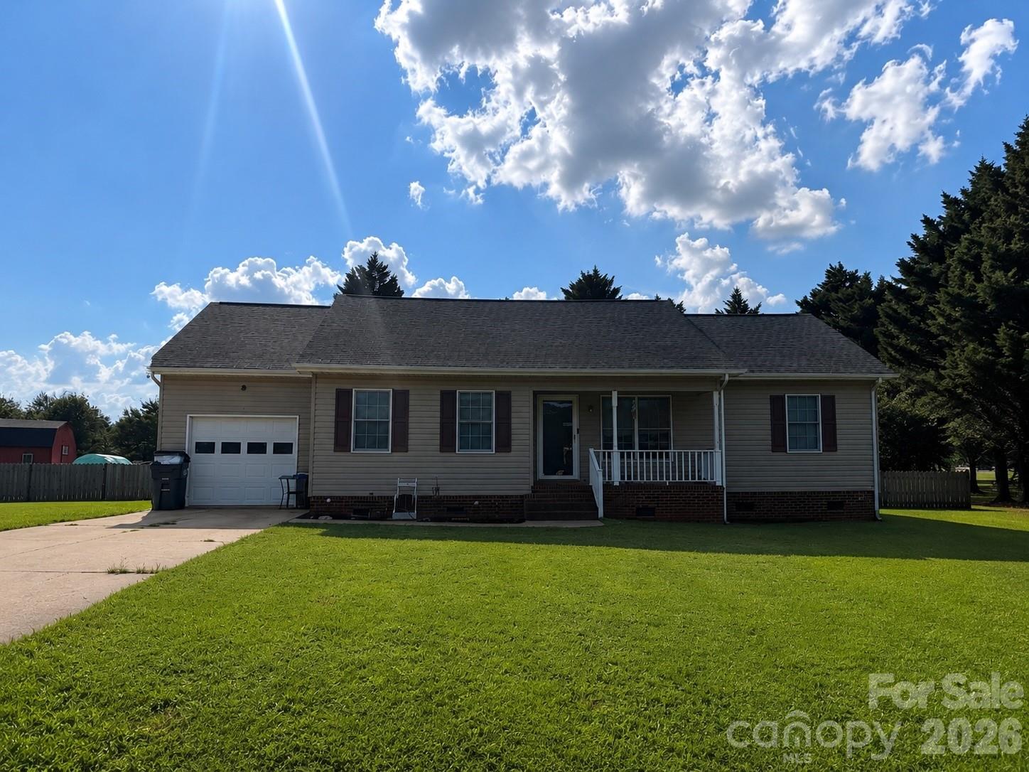 369 Cooper Farm Road Property Photo 3