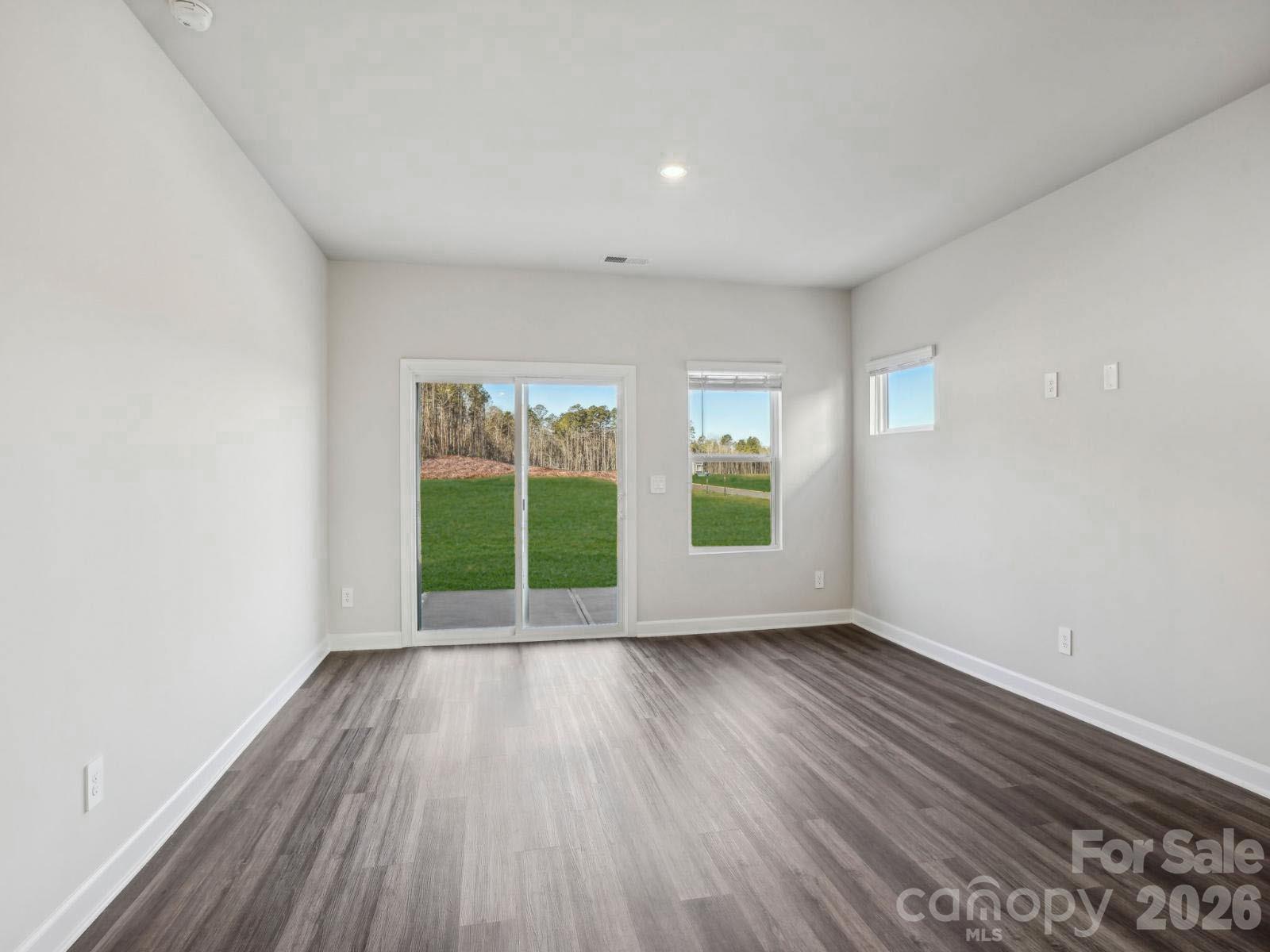 3058 14th Avenue Property Photo 5