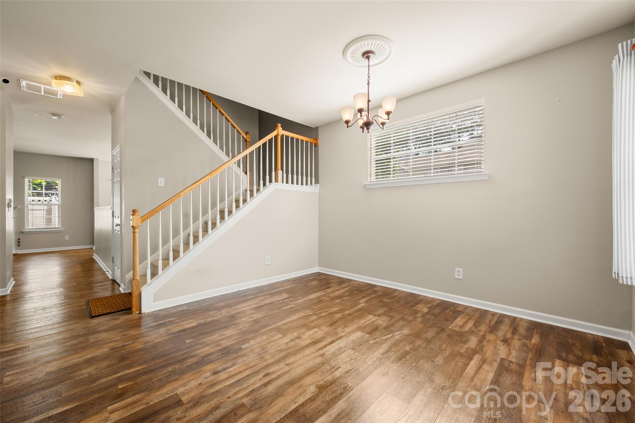 620 Fountain Court Property Photo 9