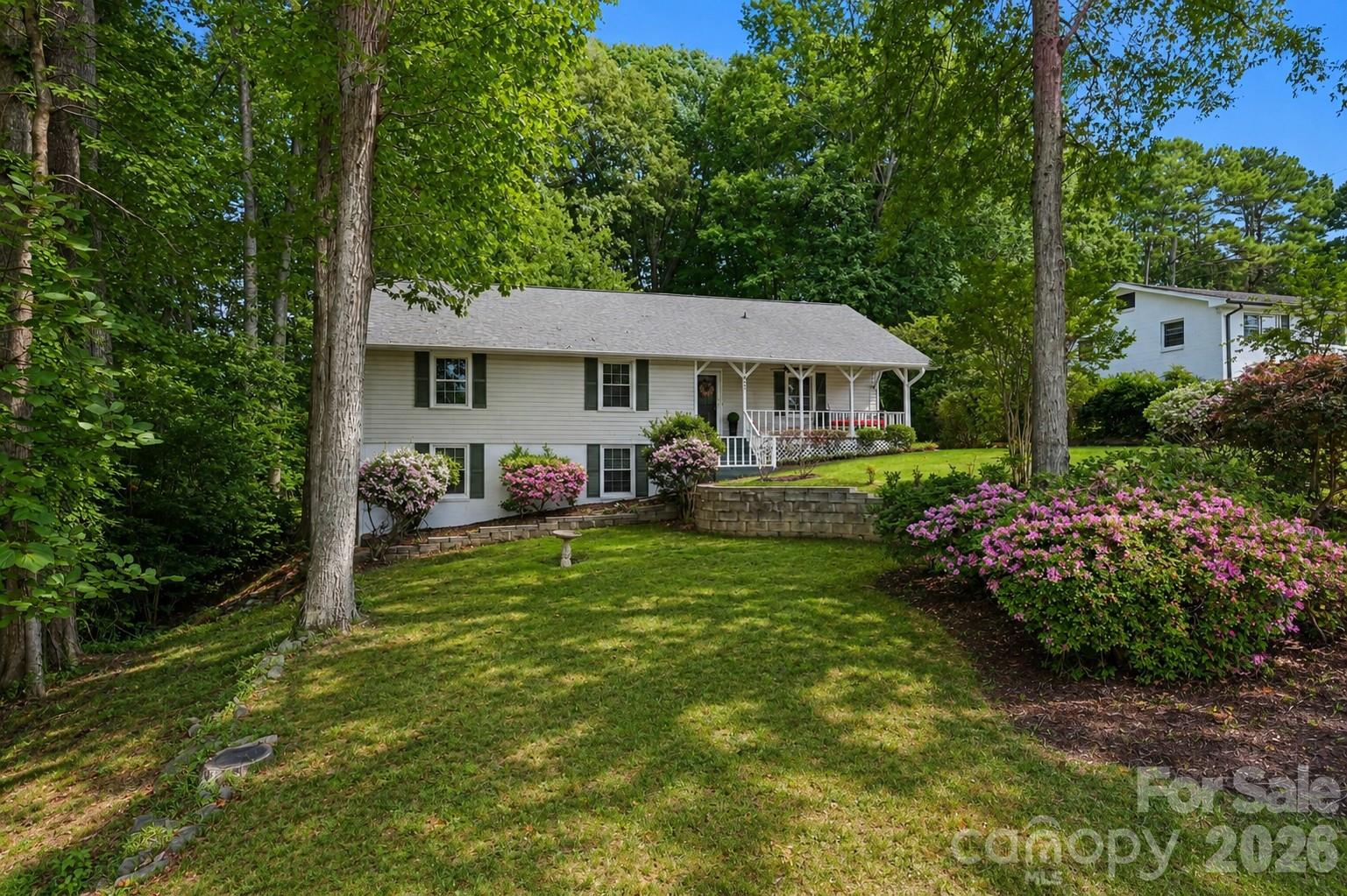 4242 Garvin Drive Property Photo 1