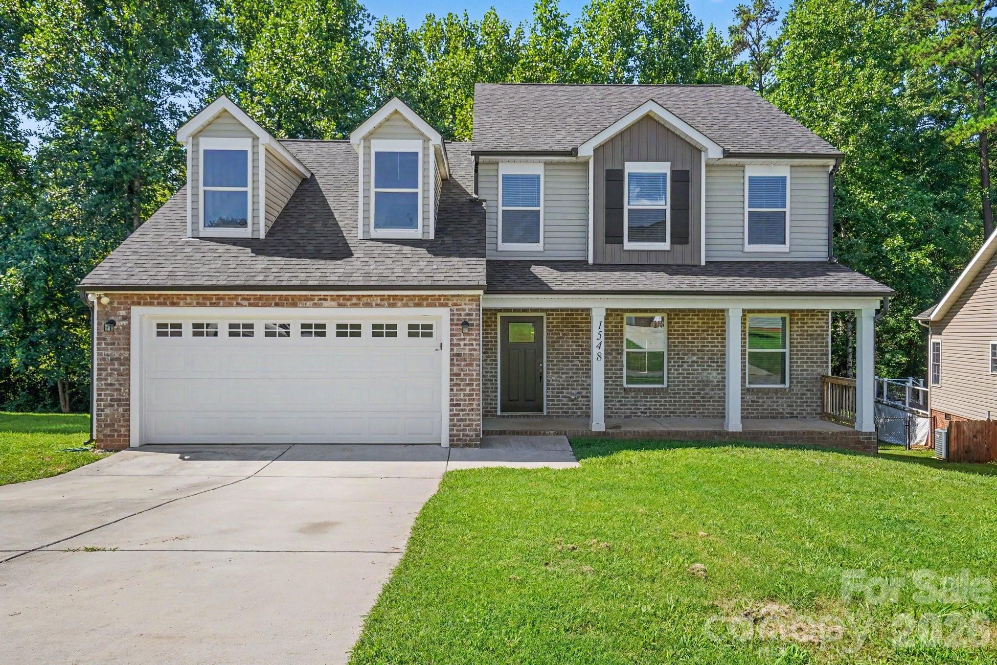 1548 Mayfair Drive Property Photo 1