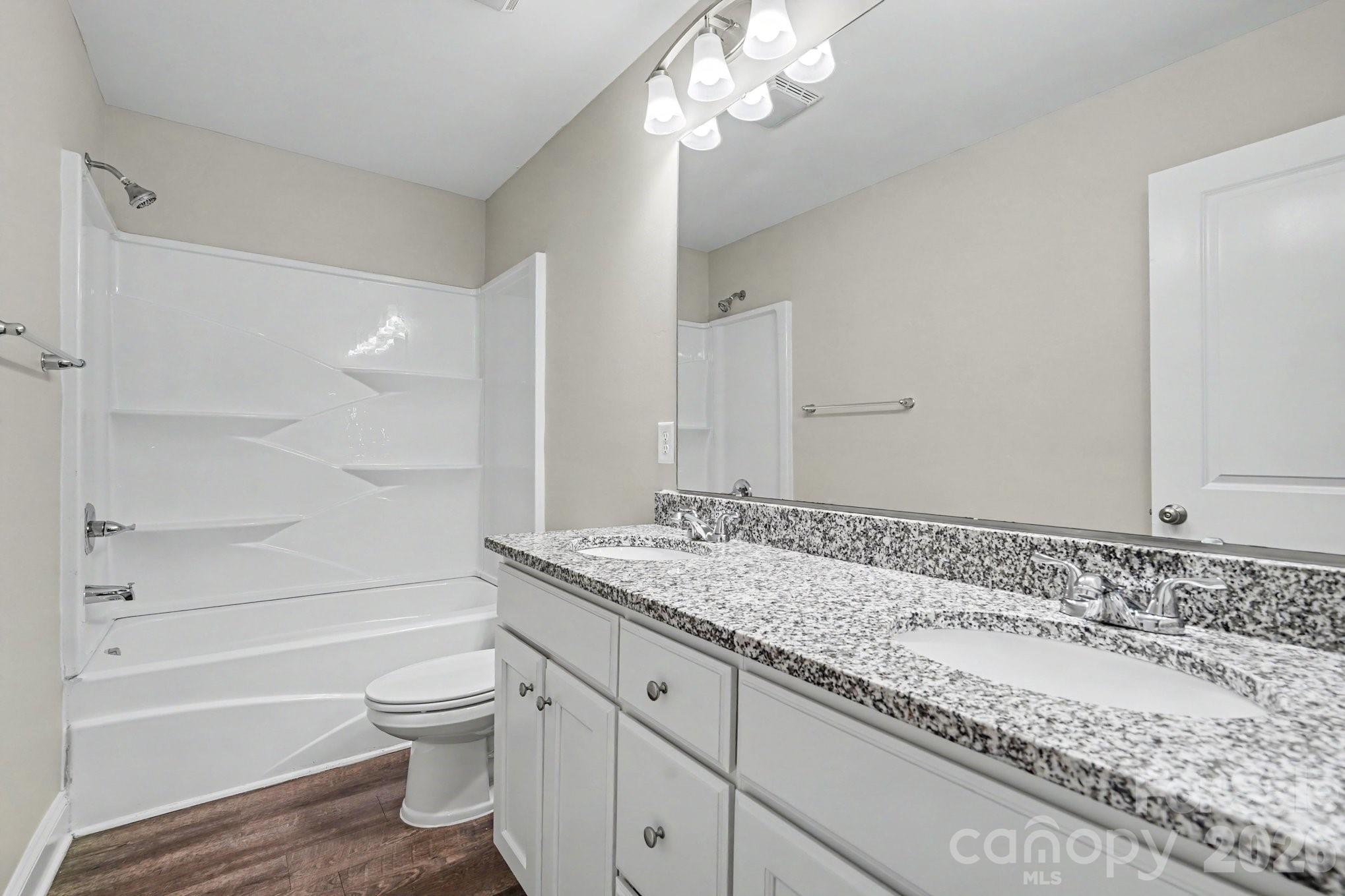 1548 Mayfair Drive Property Photo 12