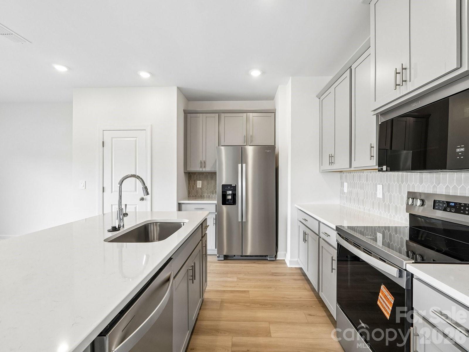 2614 Celestial Drive Property Photo 3